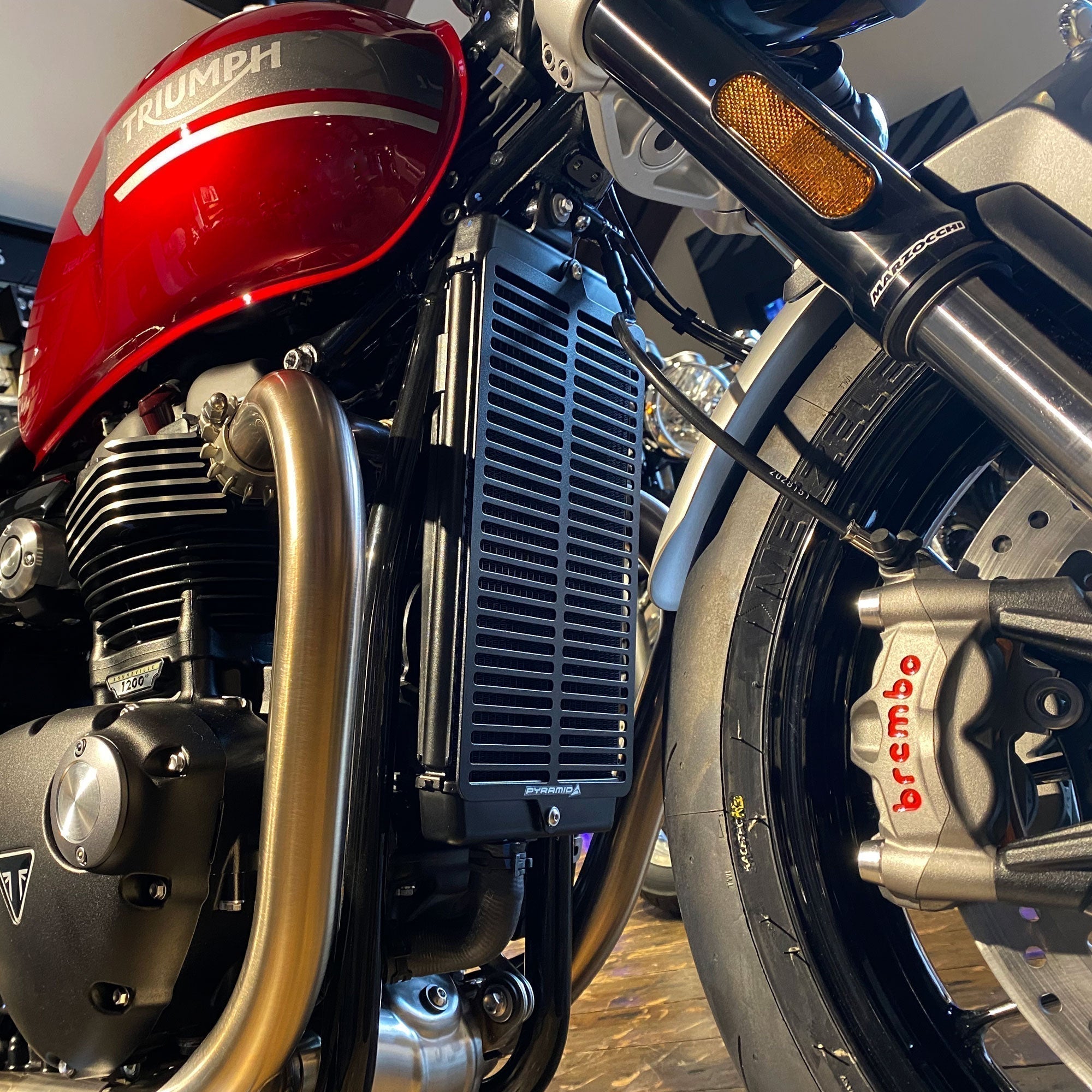 Pyramid Radiator Guard | Matte Black | Triumph Thruxton 1200 R 2016>Current - Pyramid Motorcycle Accessories