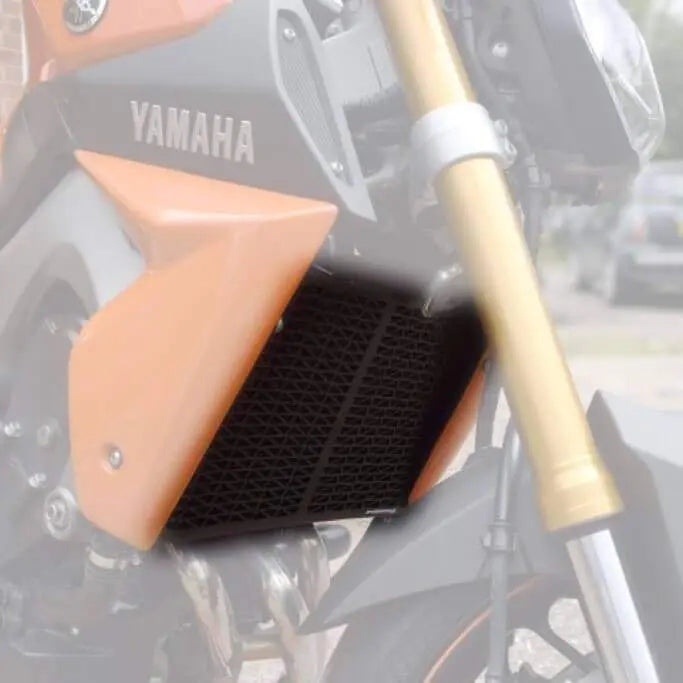 Pyramid Radiator Guard | Matte Black | Yamaha MT-09 2013>2016 - Shop name