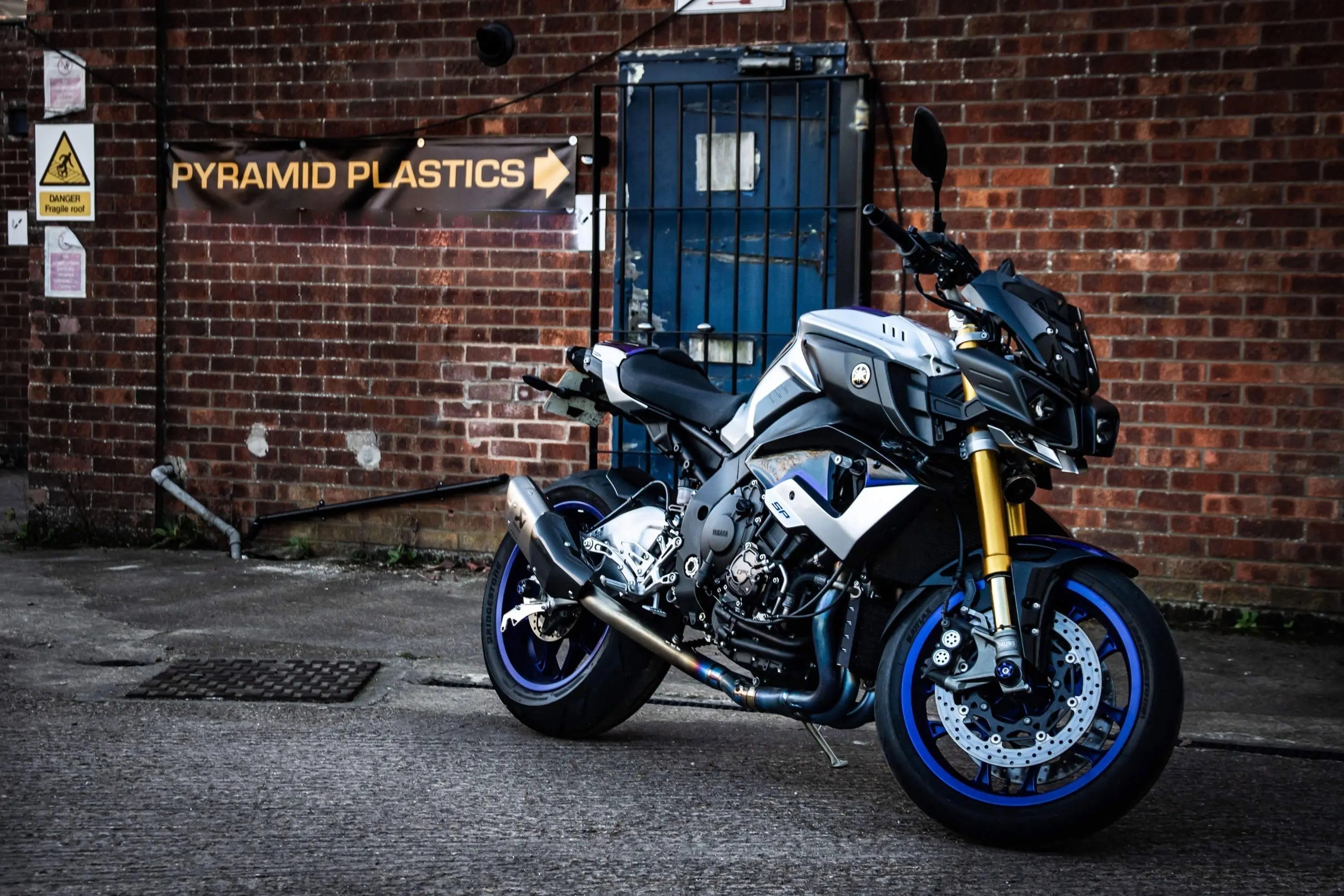 Pyramid Seat Cowl | SP Colours | Yamaha MT-10 SP 2017>2021 - Shop name