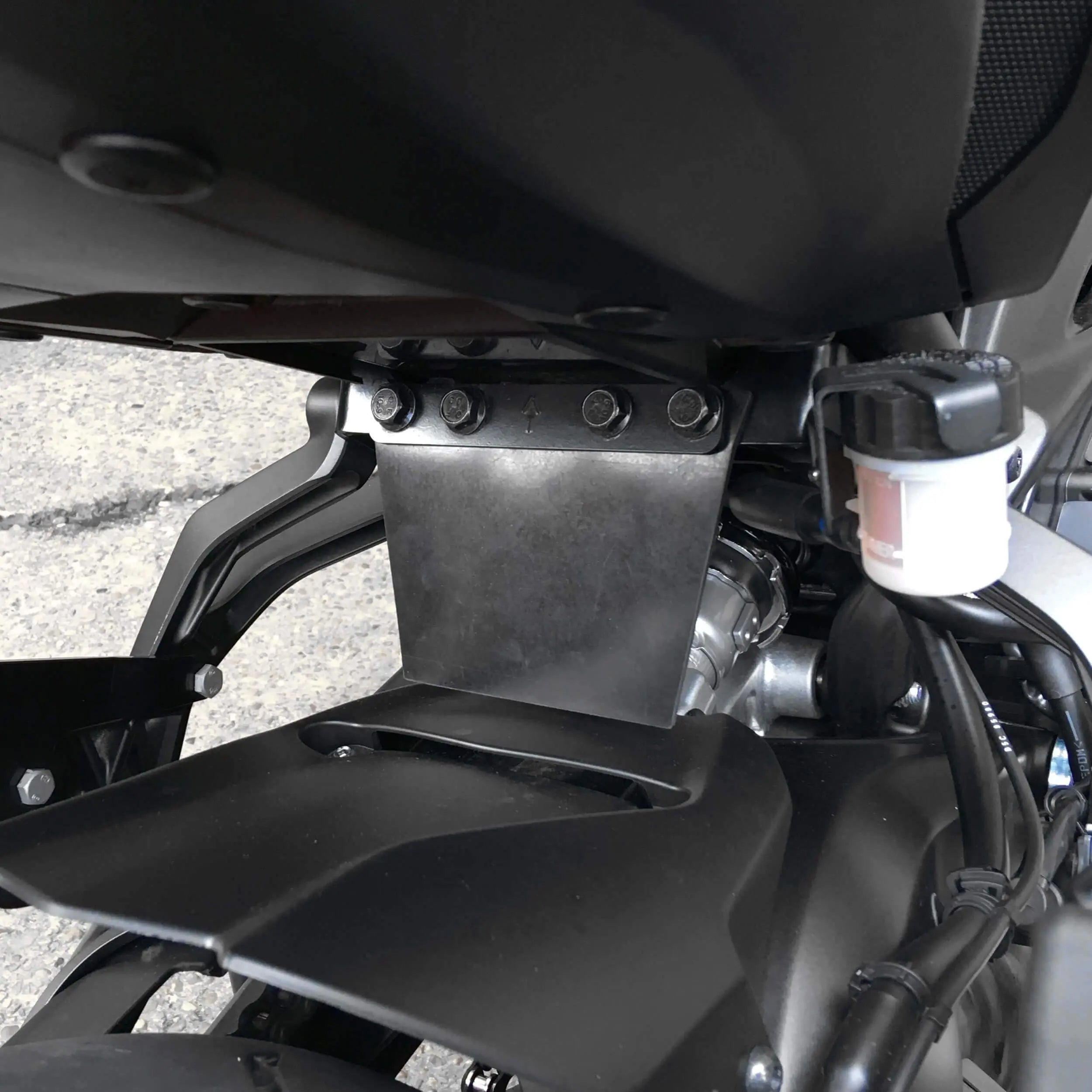 Pyramid Shock Shield (with panniers) | Black | Yamaha Tracer 900 GT 2018>2020 - Shop name
