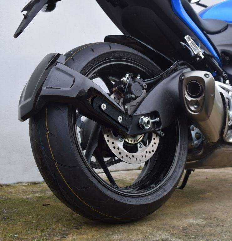 Pyramid Spray Guard | Matte Black | Suzuki GSX-S 1000 GT 2022>Current - Shop name