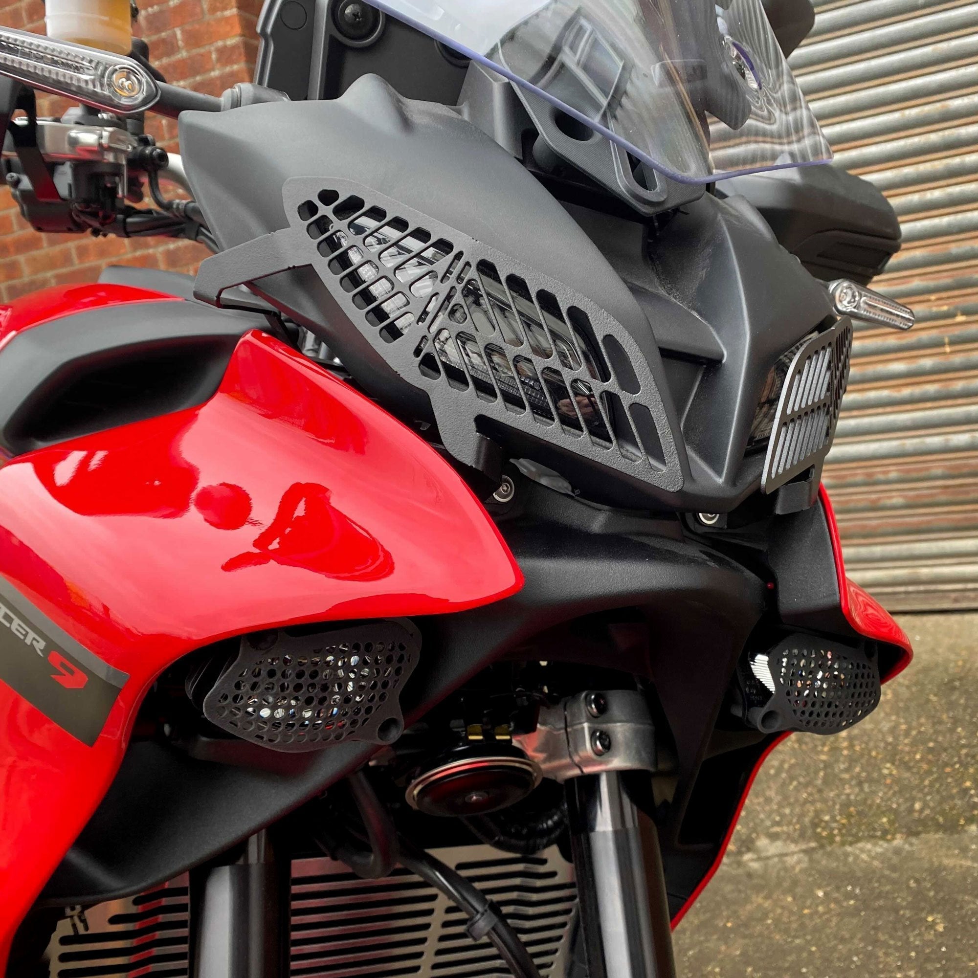 Pyramid Upper Headlight Guards | Matte Black | Yamaha Tracer 9 2021>2024-Headlight Protection-Pyramid Motorcycle Accessories