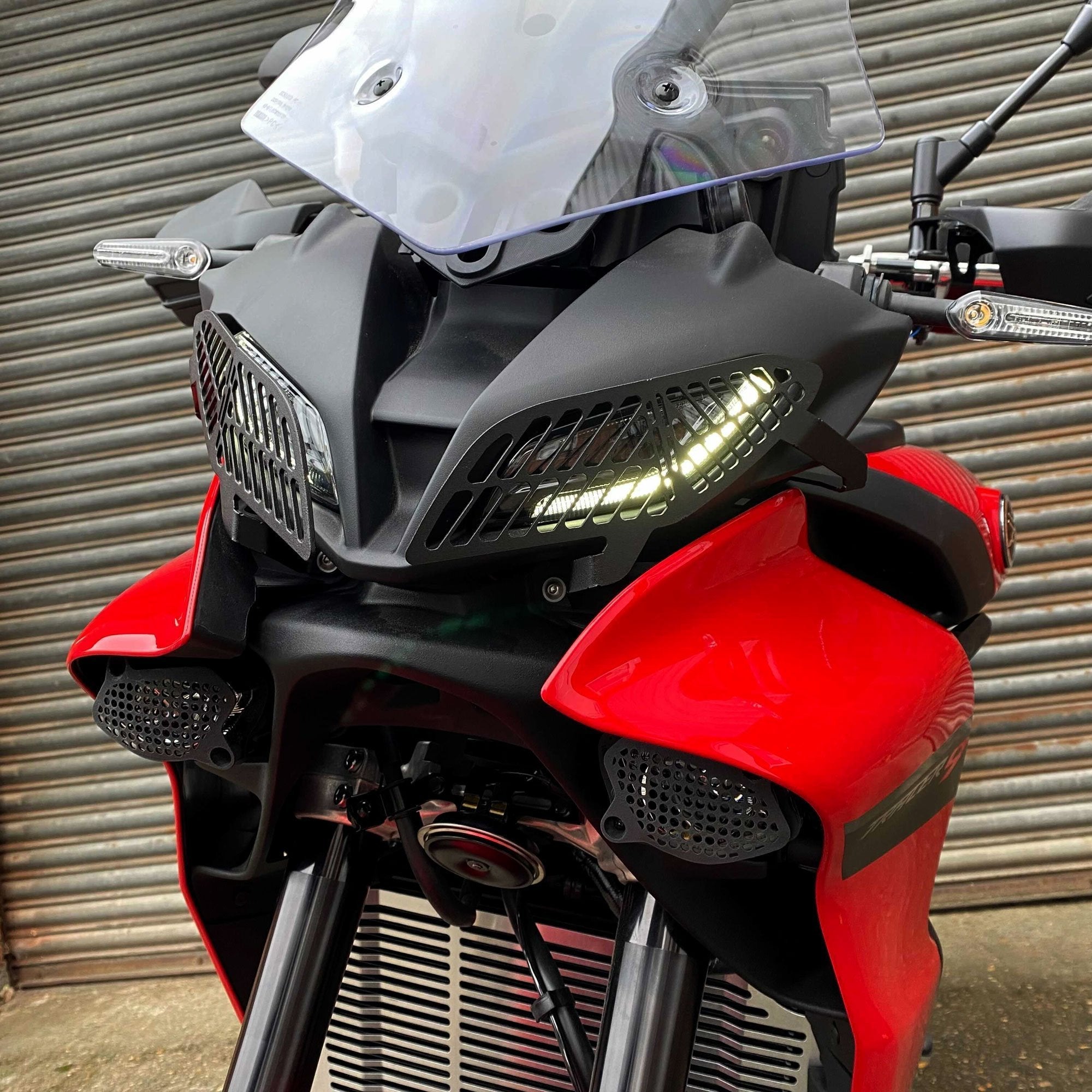 Pyramid Upper Headlight Guards | Matte Black | Yamaha Tracer 9 2021>2024-Headlight Protection-Pyramid Motorcycle Accessories