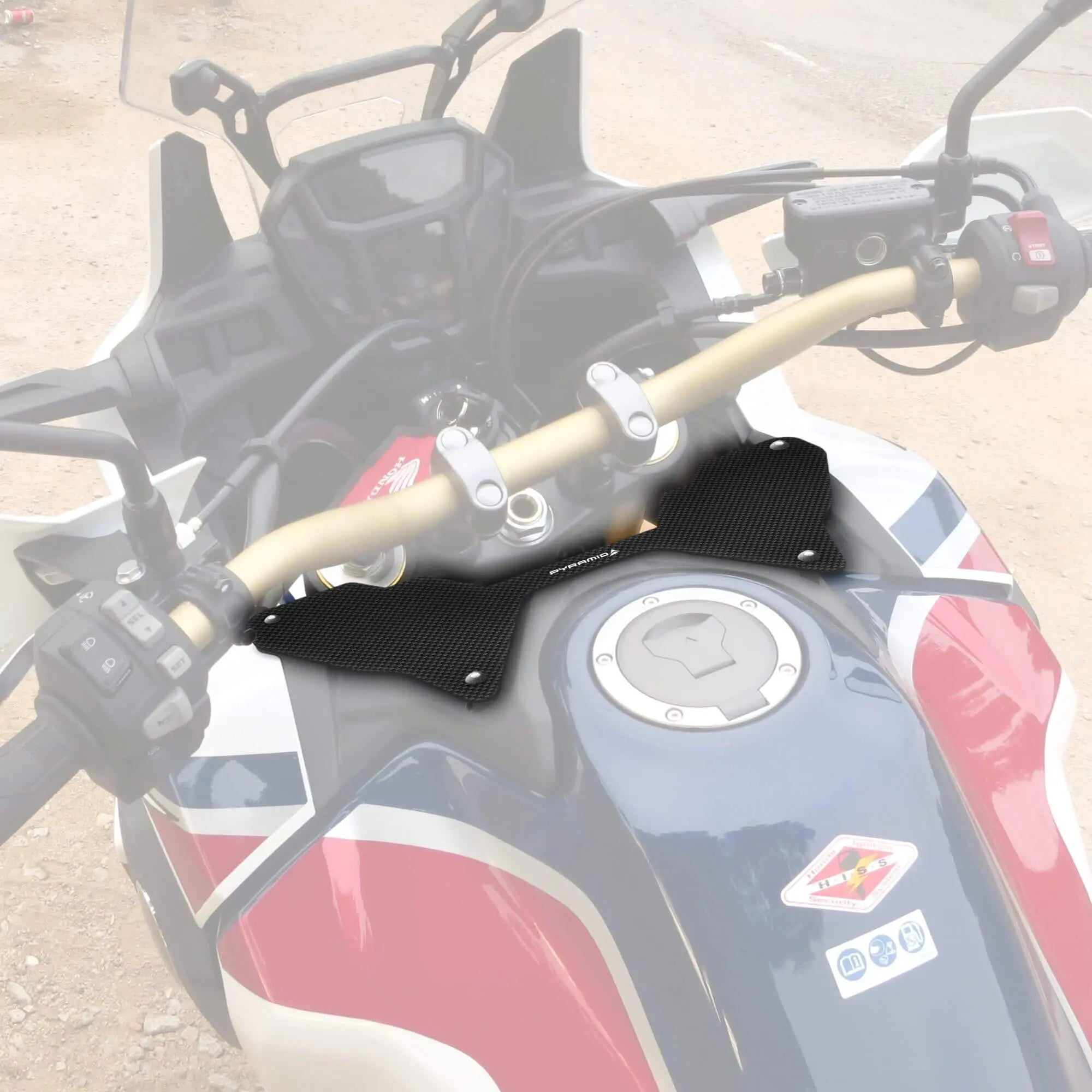 Pyramid Wind Deflector | Carbon Look | Honda CRF 1000 L Africa Twin 2015>2019 - Pyramid Motorcycle Accessories
