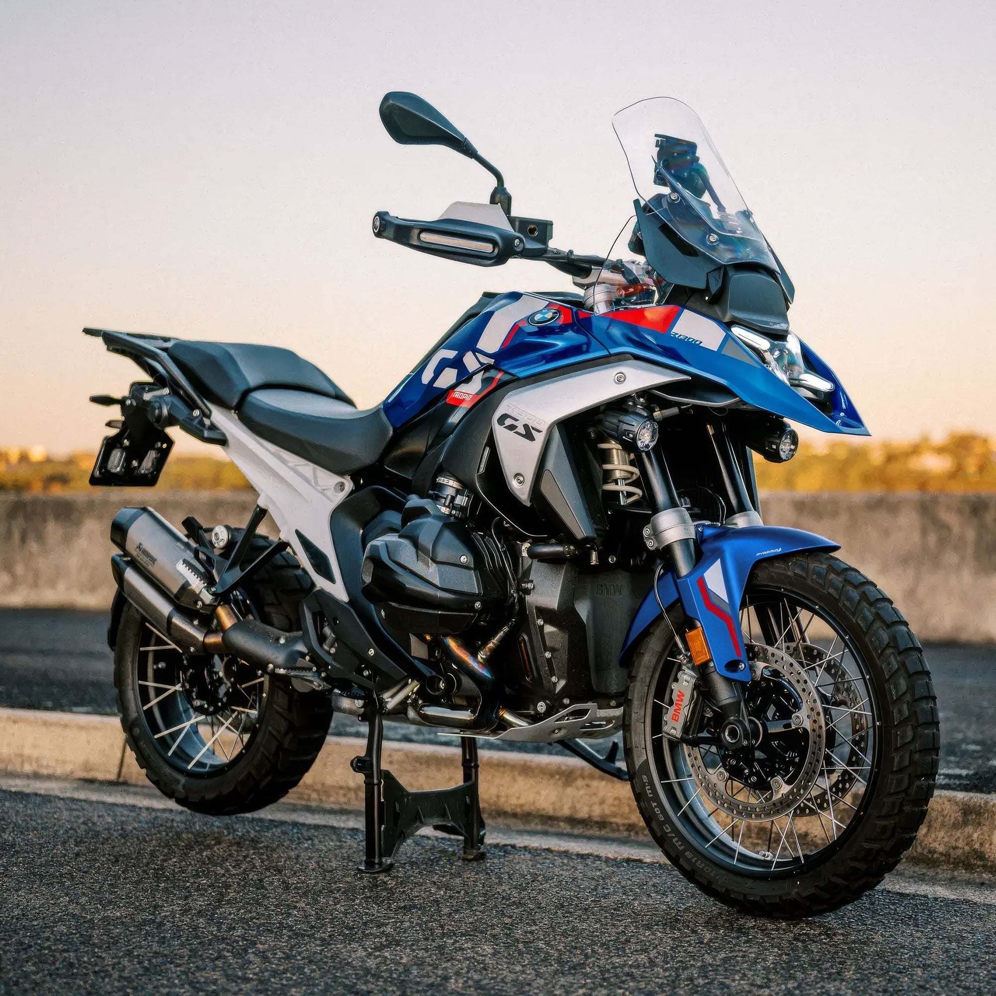 Add a Splash of Colour to Your BMW R1300GS – Colour Matched Front Guards -  Pyramid Motorcycle Accessories