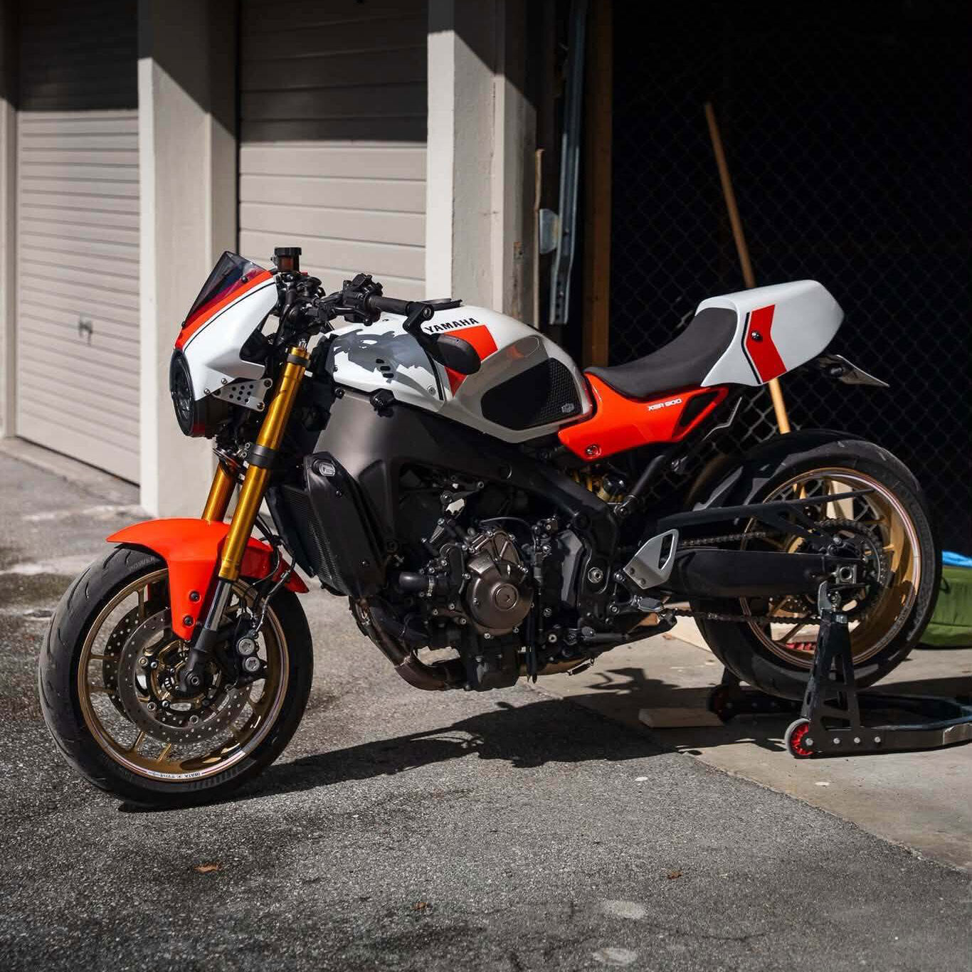 Yamaha XSR900 Accessories – Two Simple Upgrades That Transform the Bike