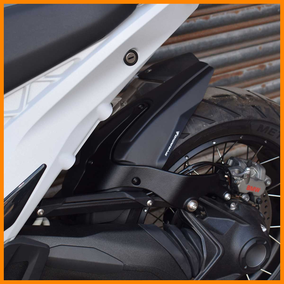 Pyramid Rear Hugger For The BMW R 1300 GS!