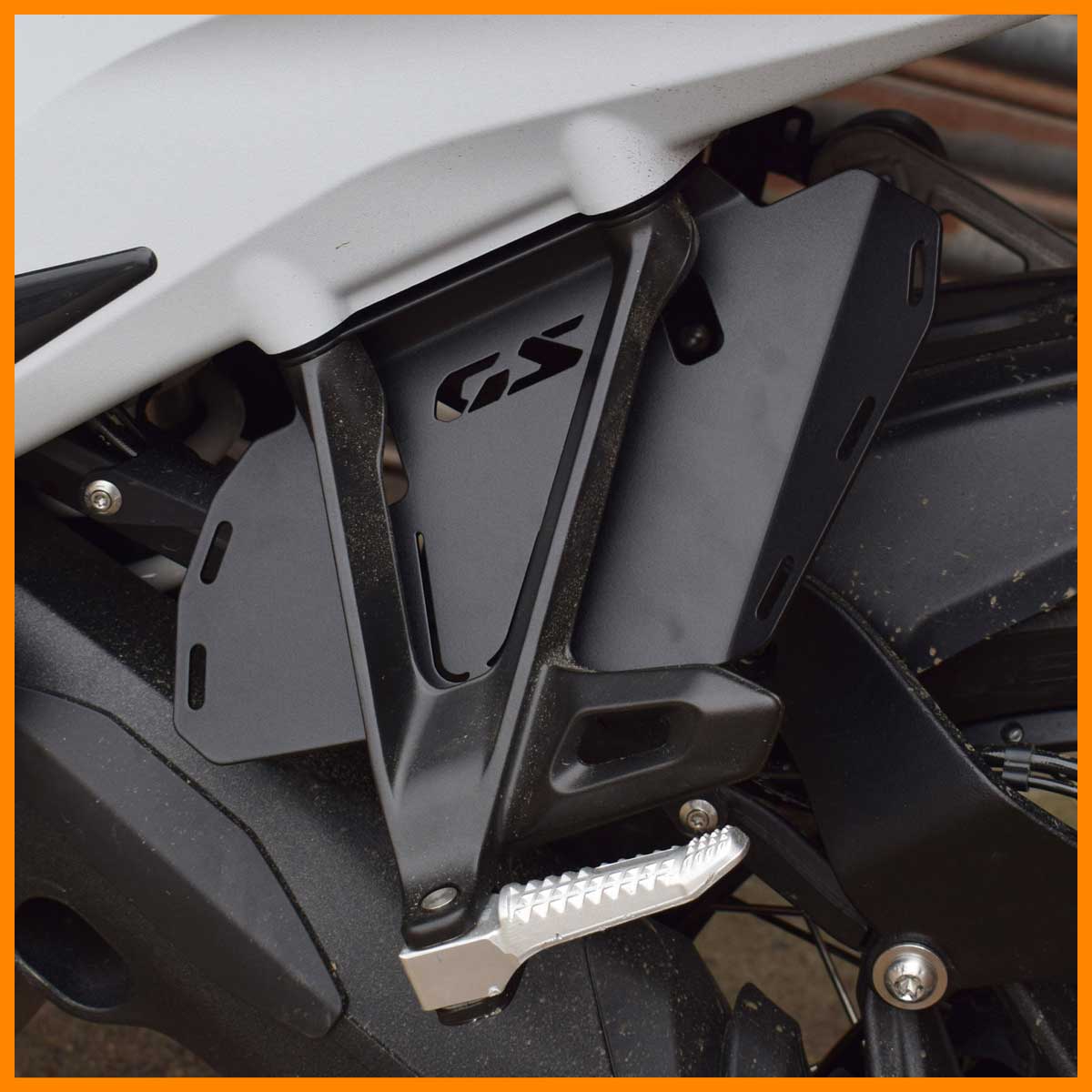 Rear Infill Panels For The BMW R 1300 GS!