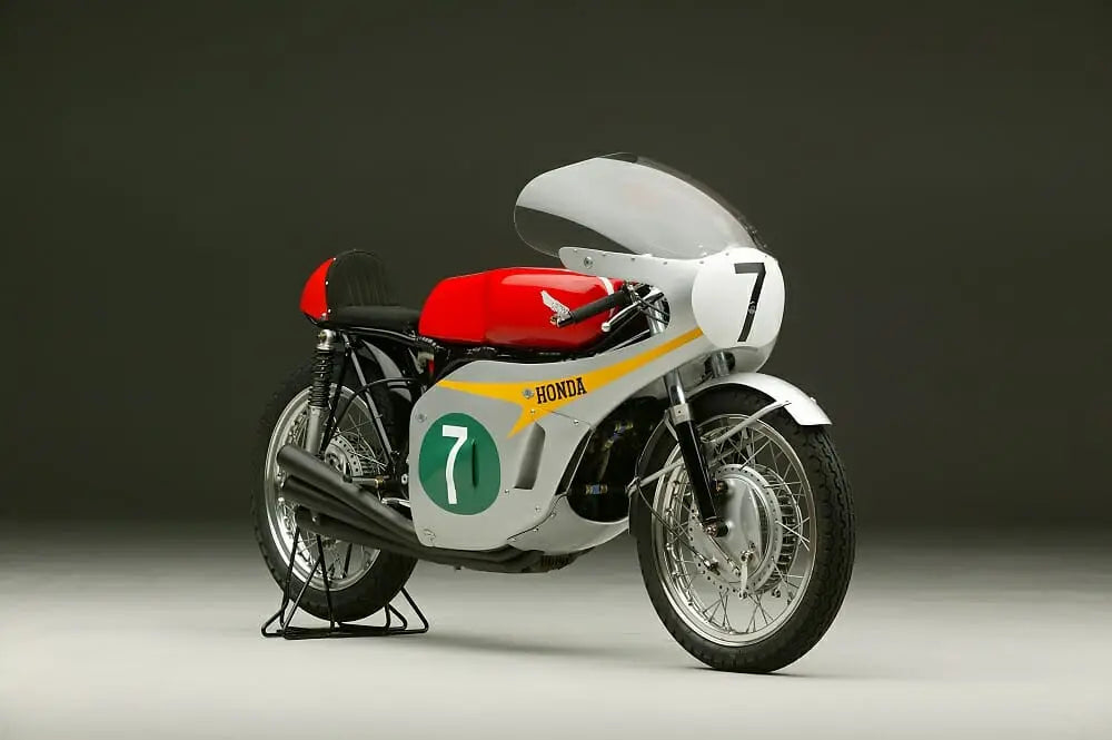 Honda-RC166-A-Legendary-Racing-Motorcycle -  Pyramid Motorcycle Accessories