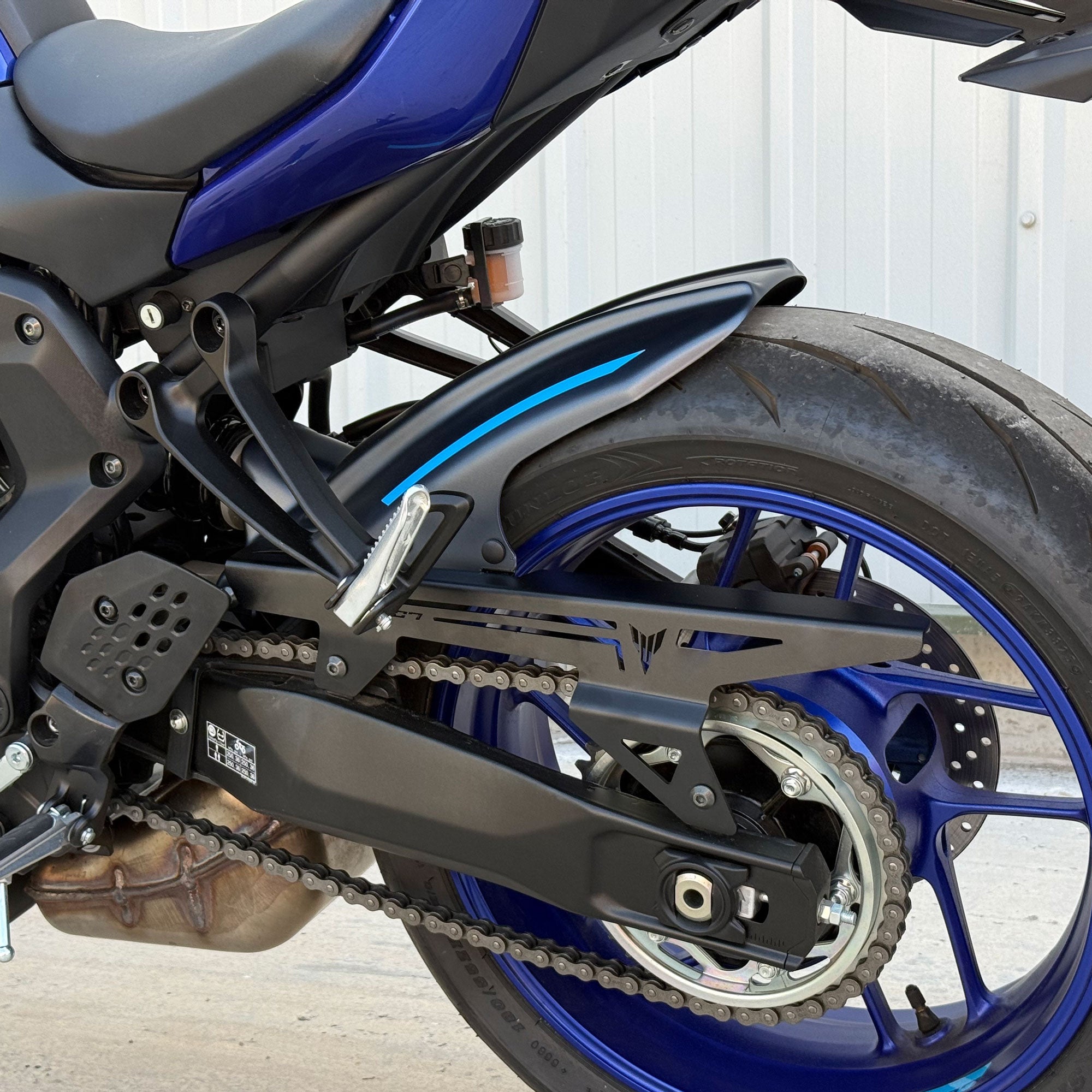 Pyramid Hugger | Yamaha Blue (Icon Blue Matte) | Yamaha MT-07 2025>Current