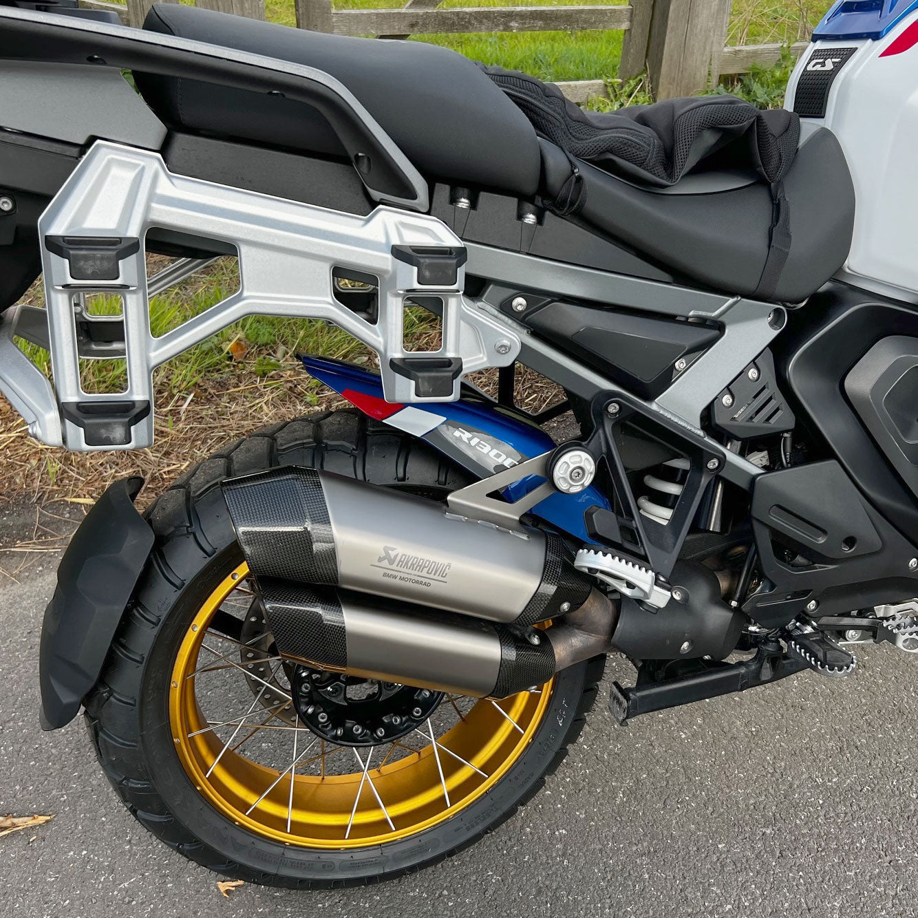 Pyramid Hugger | Trophy Blue | BMW R 1300 GS 2023>Current -  Shop name