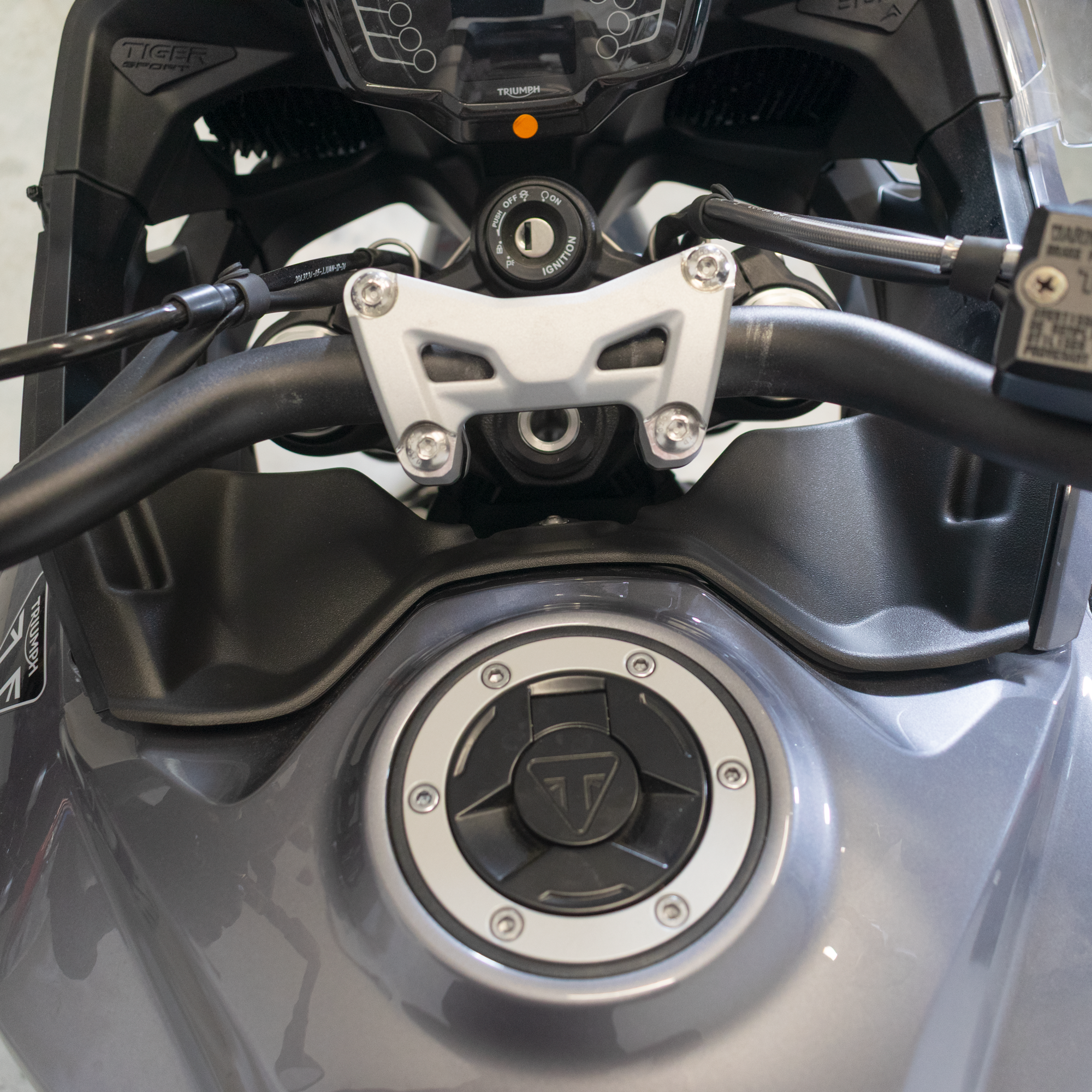 Pyramid Wind Deflector | Matte Black | Yamaha Tracer 7 2025>Current -   Pyramid Motorcycle Accessories