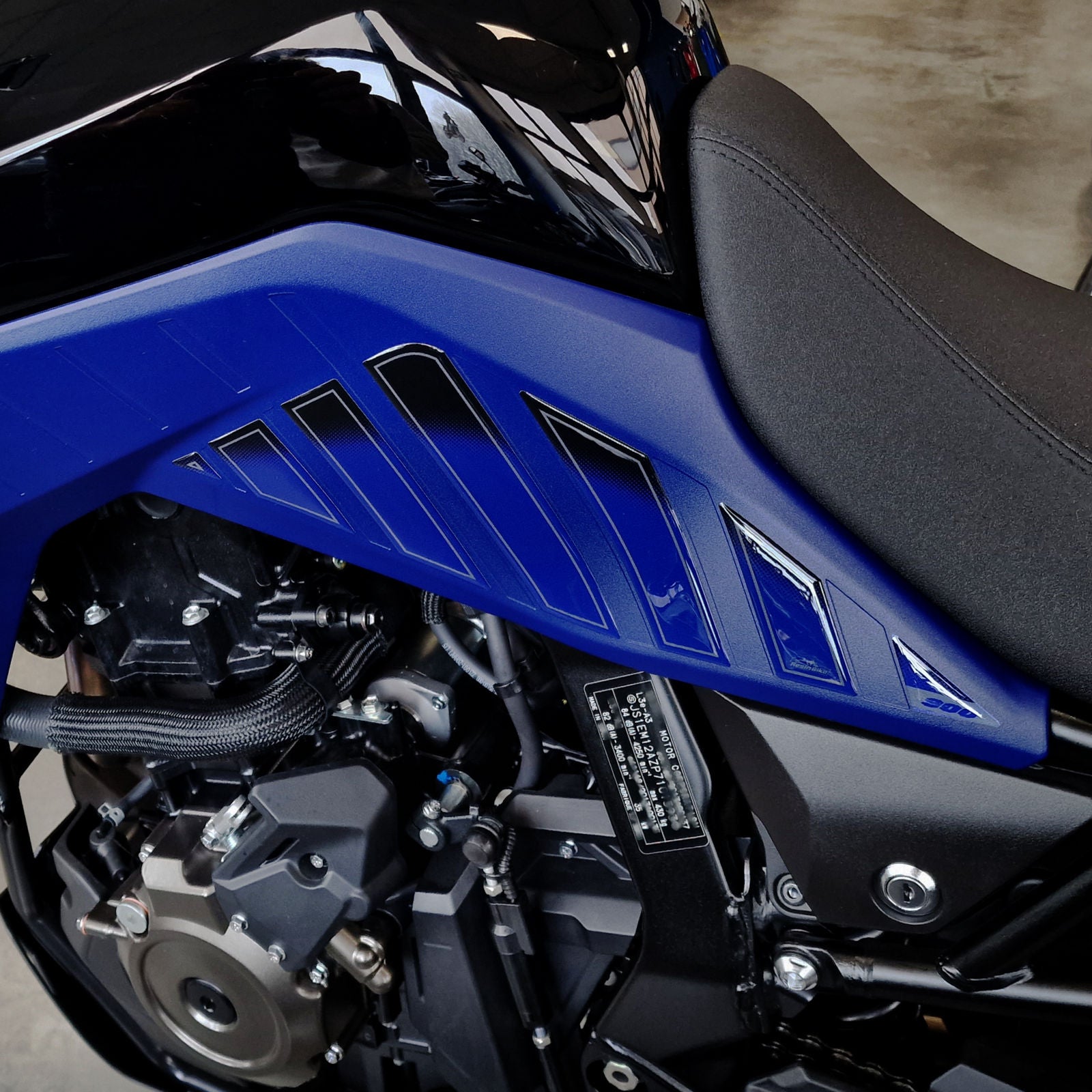 Resin Bike 3D Motorcycle Stickers - Tank Sides | Suzuki V-Strom 800DE 2023>2024 RB-1000702100007 -   Pyramid Motorcycle Accessories