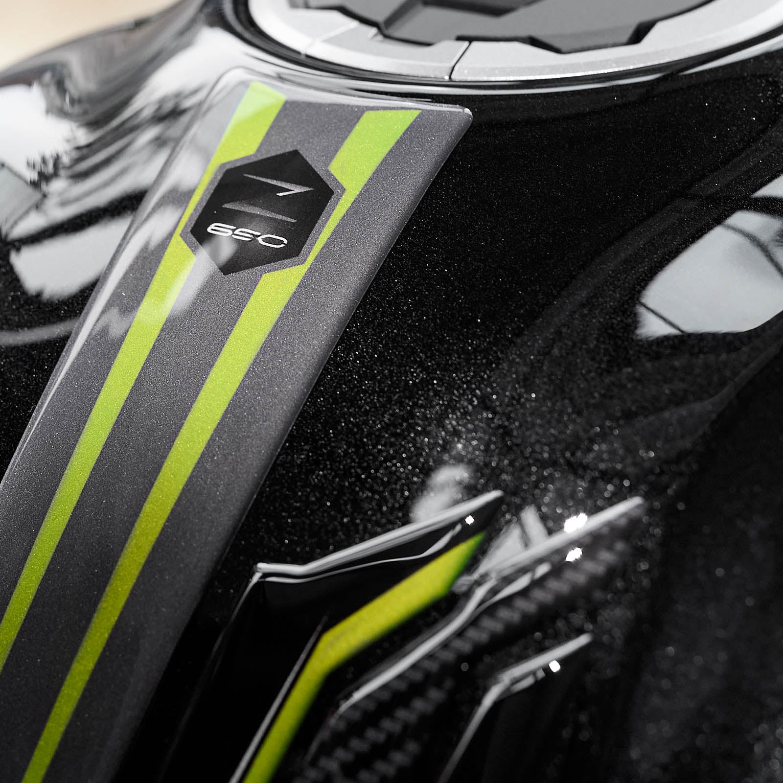 Resin Bike 3D Motorcycle Stickers - Tank Pad | Kawasaki Z 650 2020>2024 -   Pyramid Motorcycle Accessories