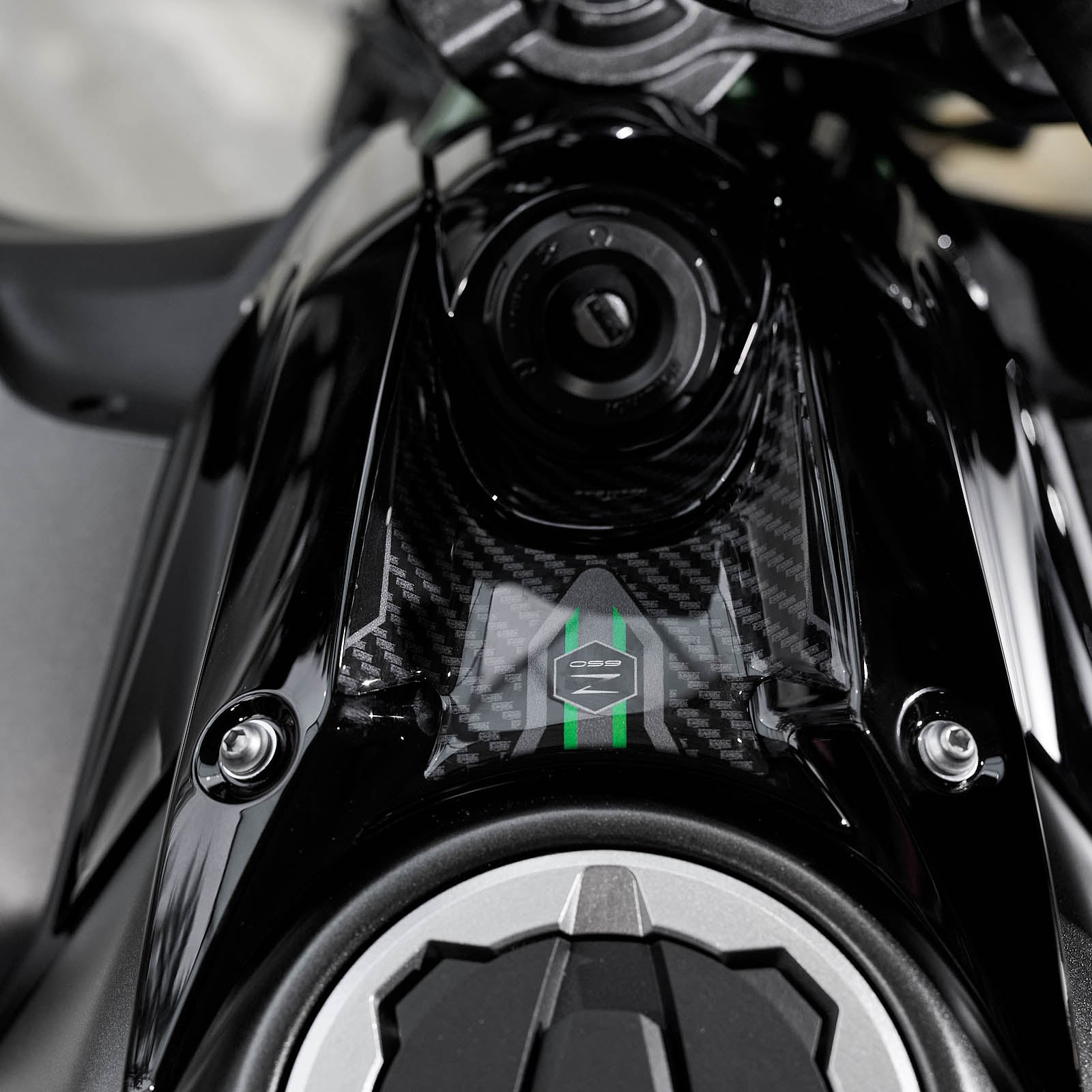 Resin Bike 3D Motorcycle Stickers - Key Area | Kawasaki Z 650 2020>2025 -   Pyramid Motorcycle Accessories