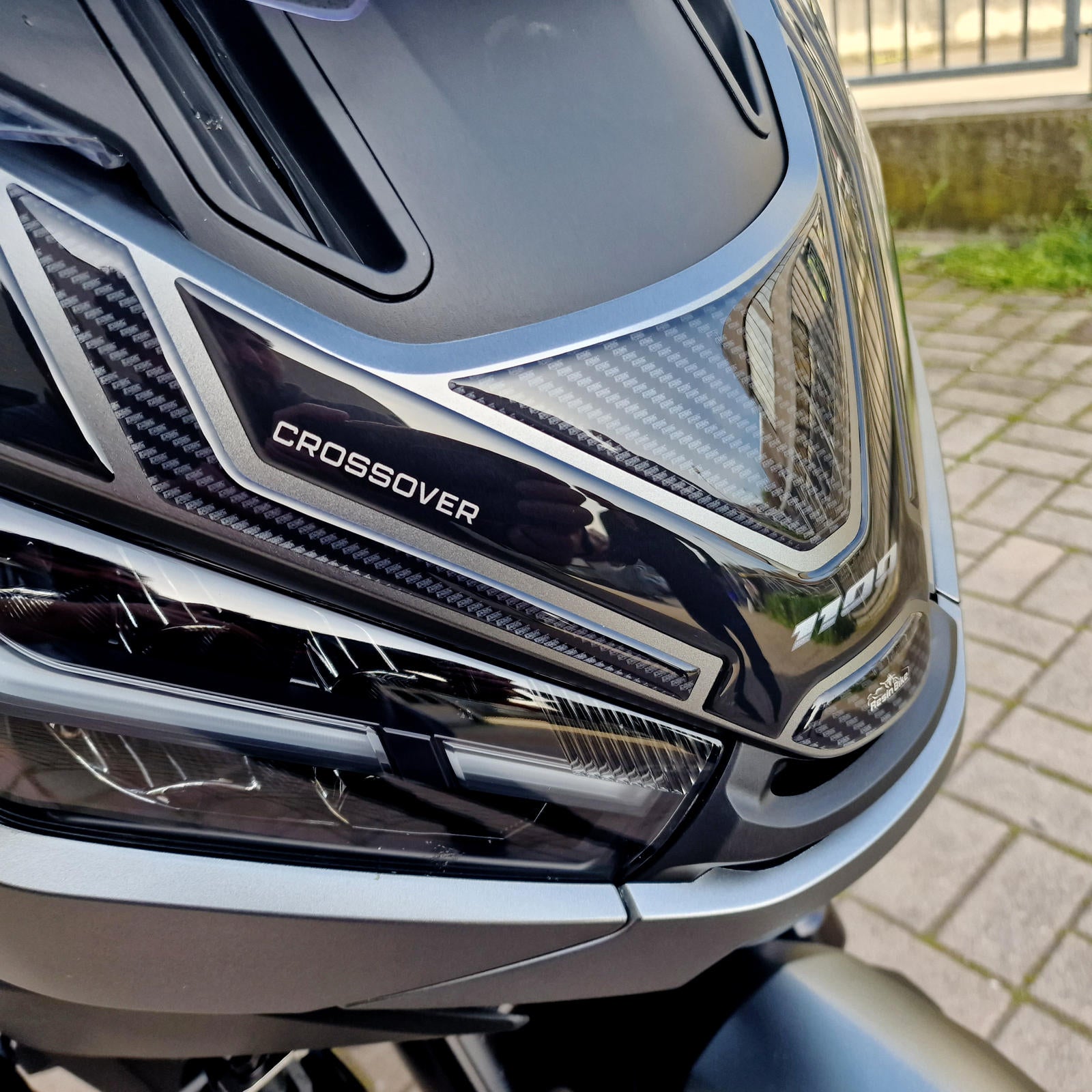 Resin Bike 3D Motorcycle Stickers - Windshield | Honda NT 1100 2020>2024 -   Pyramid Motorcycle Accessories