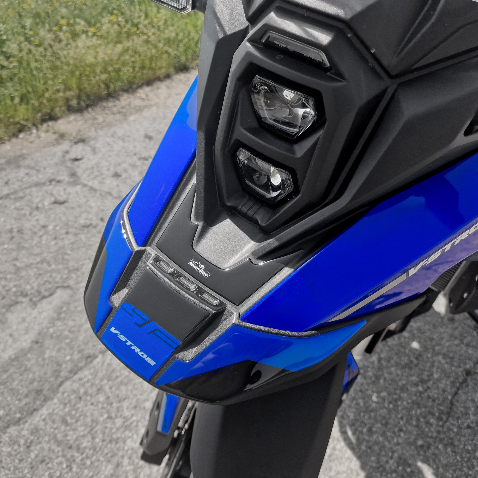 Resin Bike 3D Motorcycle Stickers - Beak | Suzuki V-Strom 800SE 2023>2024 RB-1000713100003 -   Pyramid Motorcycle Accessories