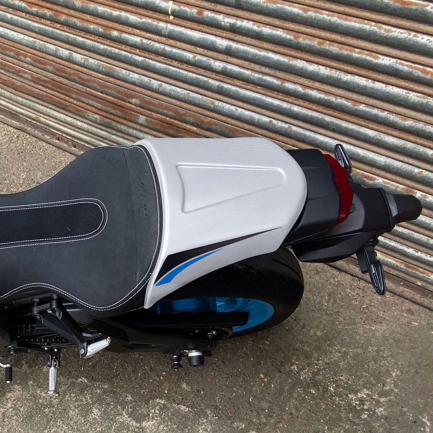 Pyramid Comfort Seat Cowl | Ice Storm | Yamaha MT-10 2025>Current