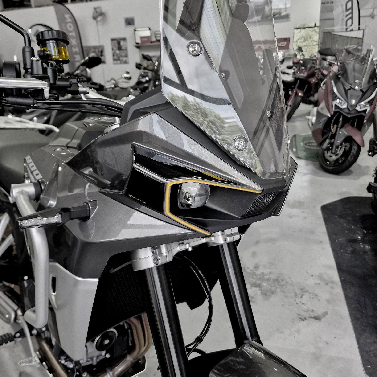 Resin Bike 3D Motorcycle Stickers - Headlight | Kove 800X 2024>2026 -   Pyramid Motorcycle Accessories