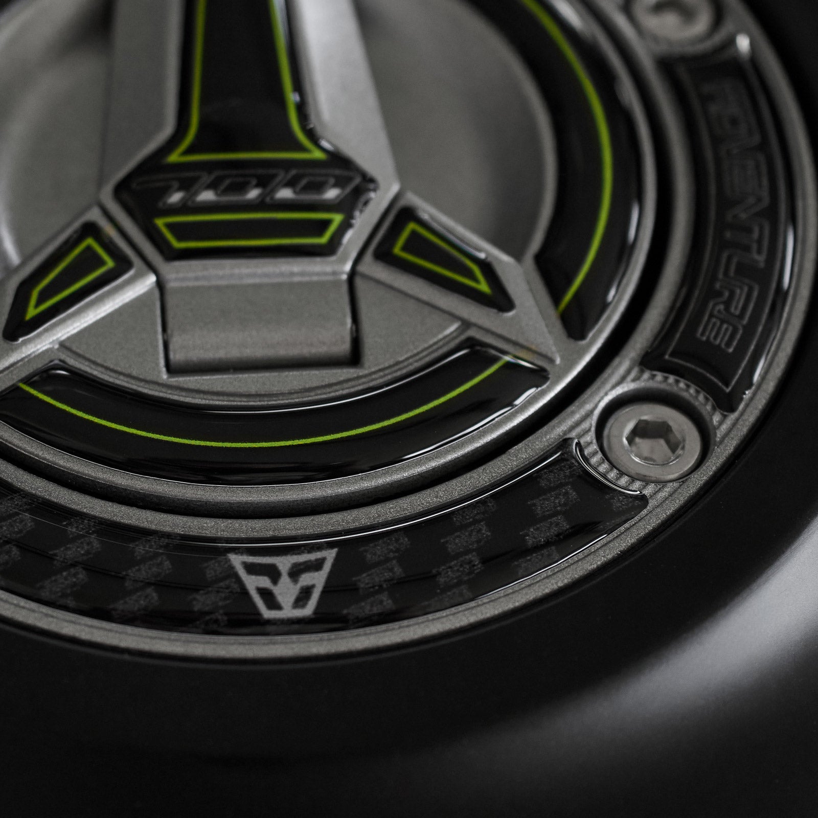 Resin Bike 3D Motorcycle Stickers - Fuel Cap | QJMotor SVT 650 X 2024>Current -   Pyramid Motorcycle Accessories