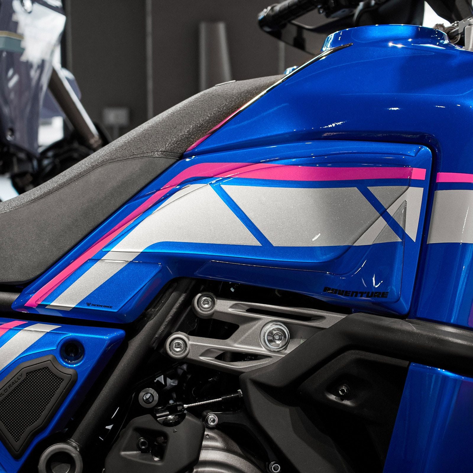 Sym Mio motorscherm links en rechts - Baecke Motoren | Spijkenisse