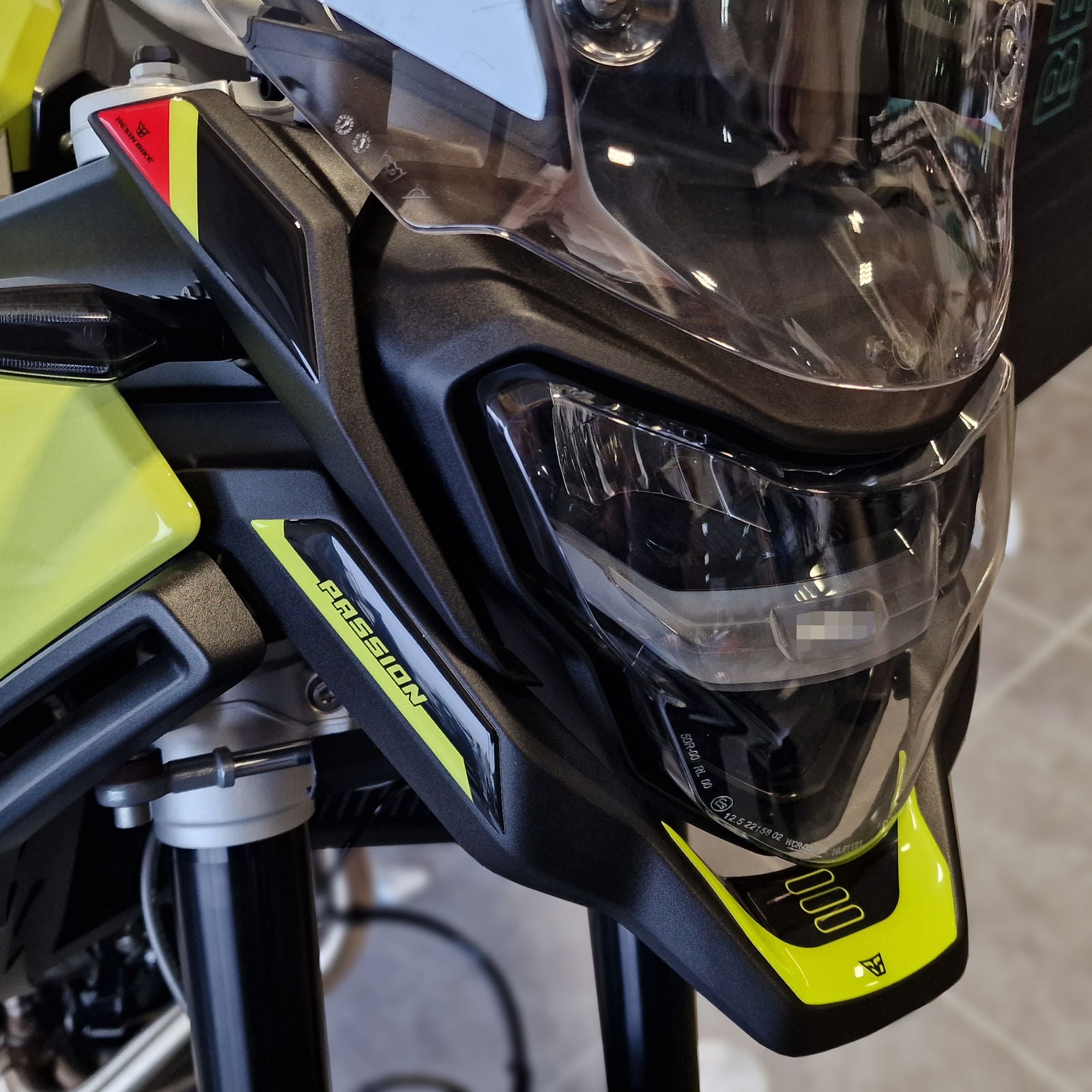 Resin Bike 3D Motorcycle Stickers - Beak | BMW F 900 GS 2024>2026 RB-1000745000005 -   Pyramid Motorcycle Accessories