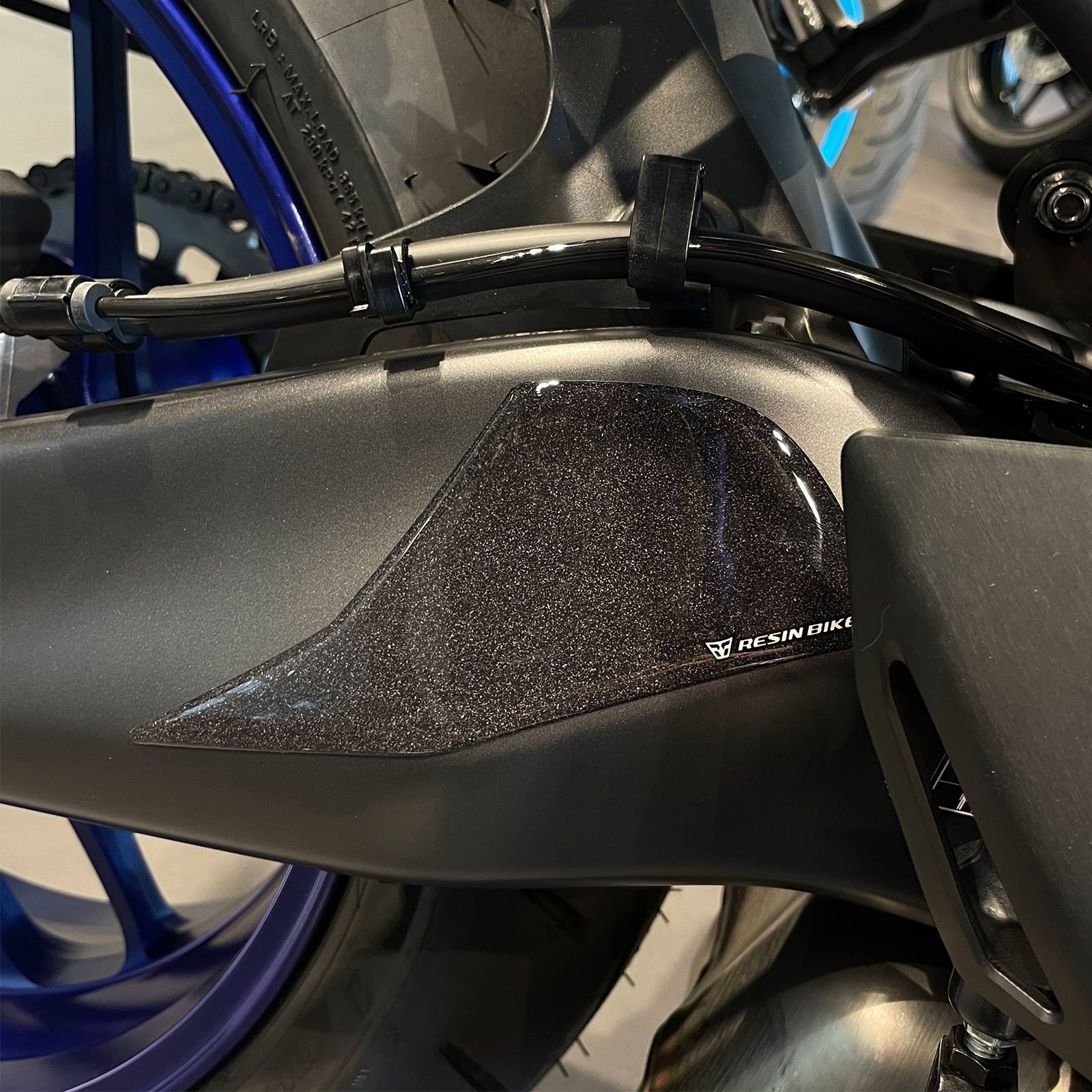 Resin Bike 3D Motorcycle Stickers - Swingarm | Yamaha MT-09 2024>2025 -   Pyramid Motorcycle Accessories