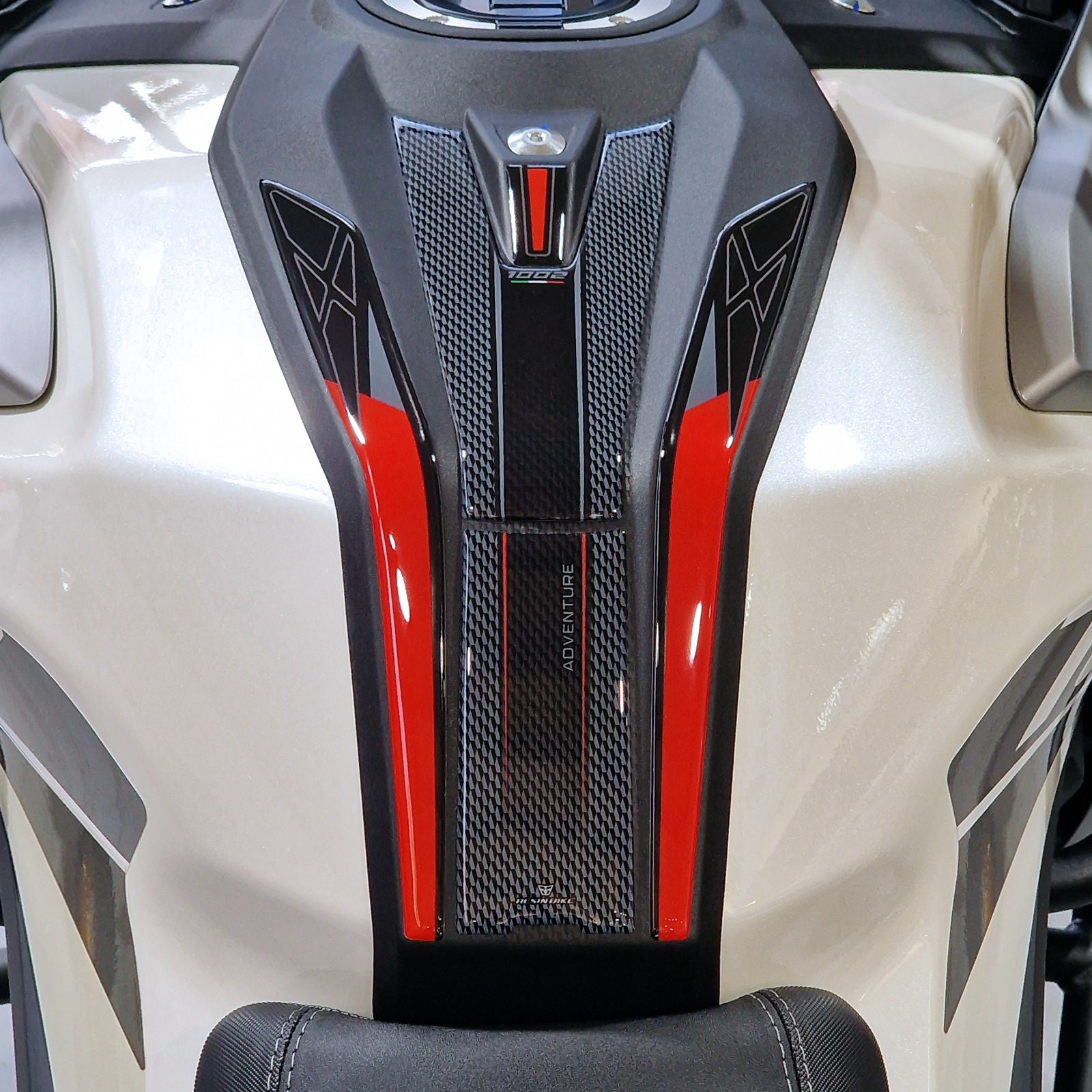 Resin Bike 3D Motorcycle Stickers - Tank Pad | Morbidelli T 1002 VX 2024>2026 -   Pyramid Motorcycle Accessories