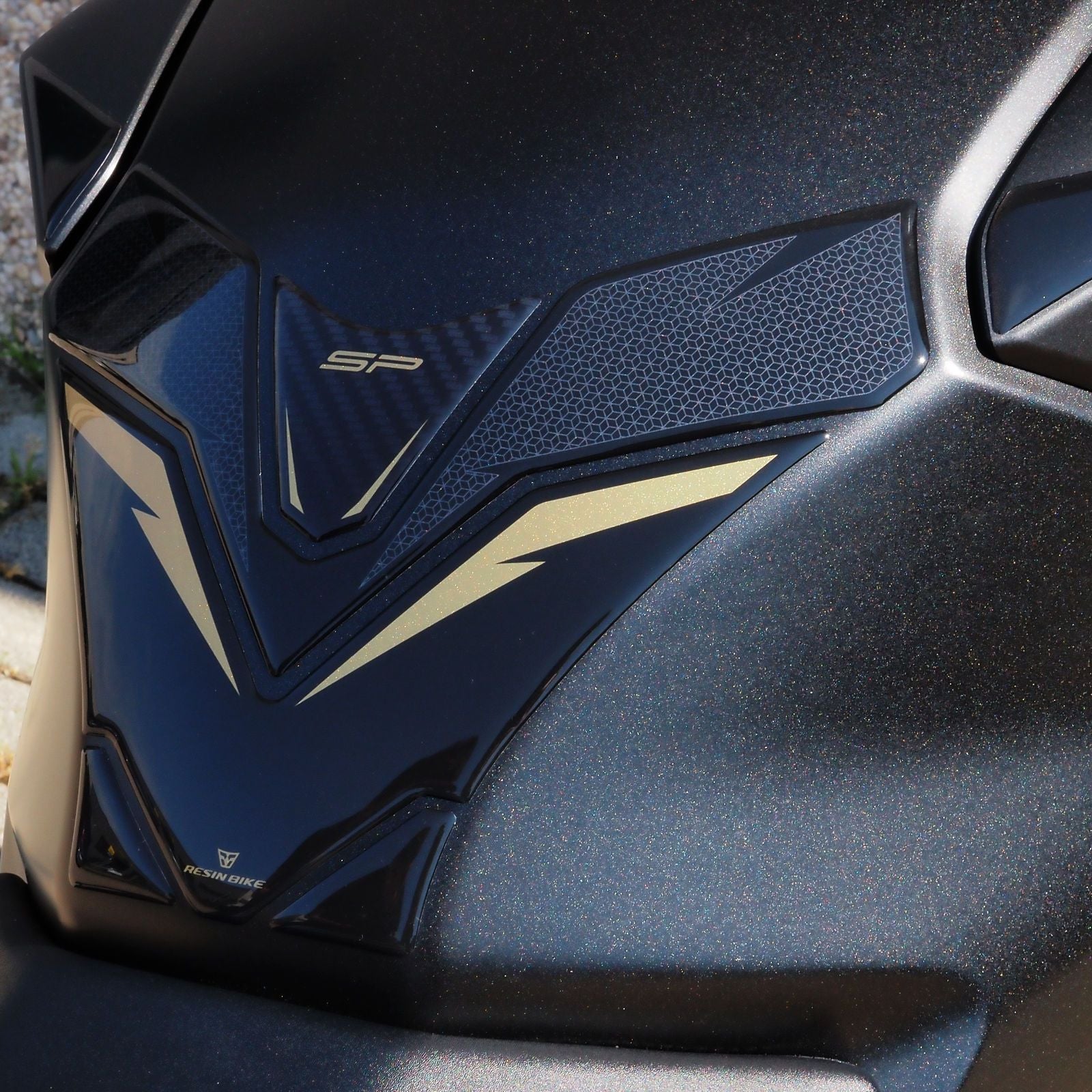 Resin Bike 3D Motorcycle Stickers - Tank Pad | Honda CB1000 Hornet SP 2025>Current -   Pyramid Motorcycle Accessories