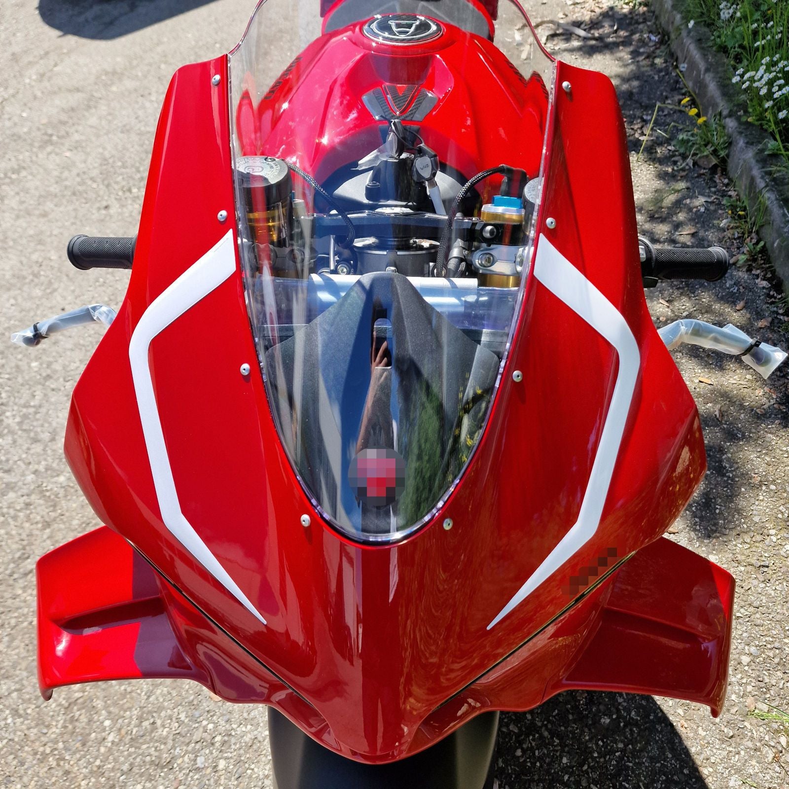 Resin Bike 3D Motorcycle Stickers - Windshield | Ducati Panigale/Streetfighter V4 / V4 S 2025>2026 -   Pyramid Motorcycle Accessories