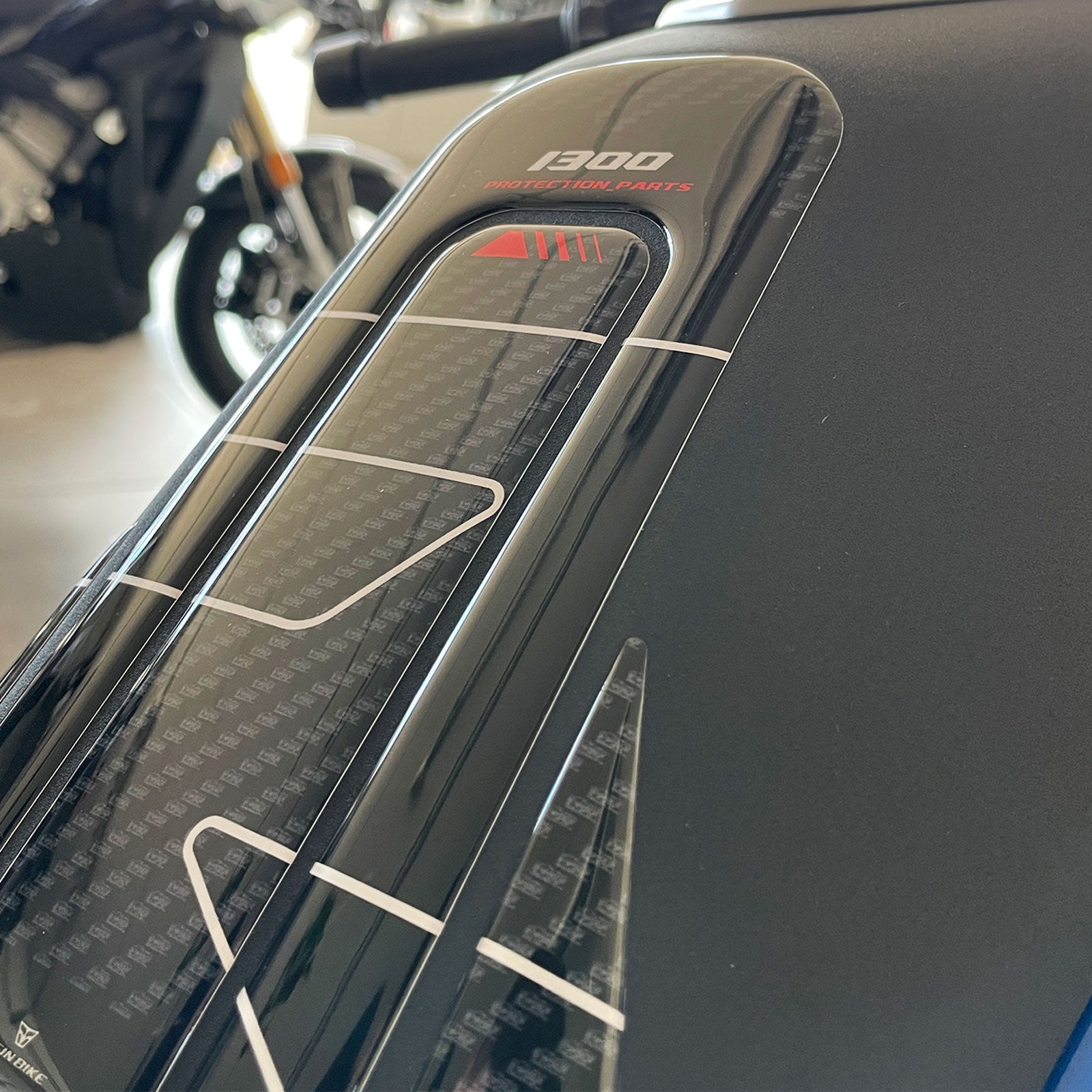 Resin Bike 3D Motorcycle Stickers - Tank Pad | BMW R 1300 R 2025>2026 RB-1000785700002 -   Pyramid Motorcycle Accessories