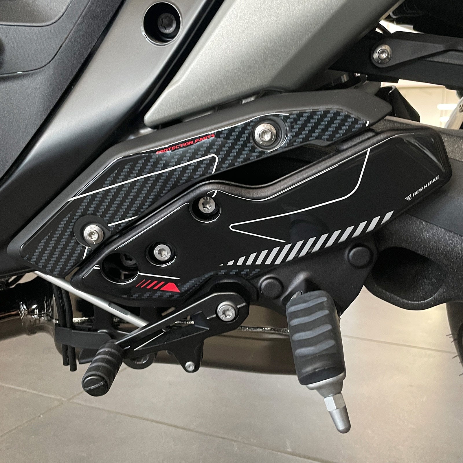 Resin Bike 3D Motorcycle Stickers - Full Kit | BMW R 1300 R 2025>2026 RB-1000786600004 -   Pyramid Motorcycle Accessories