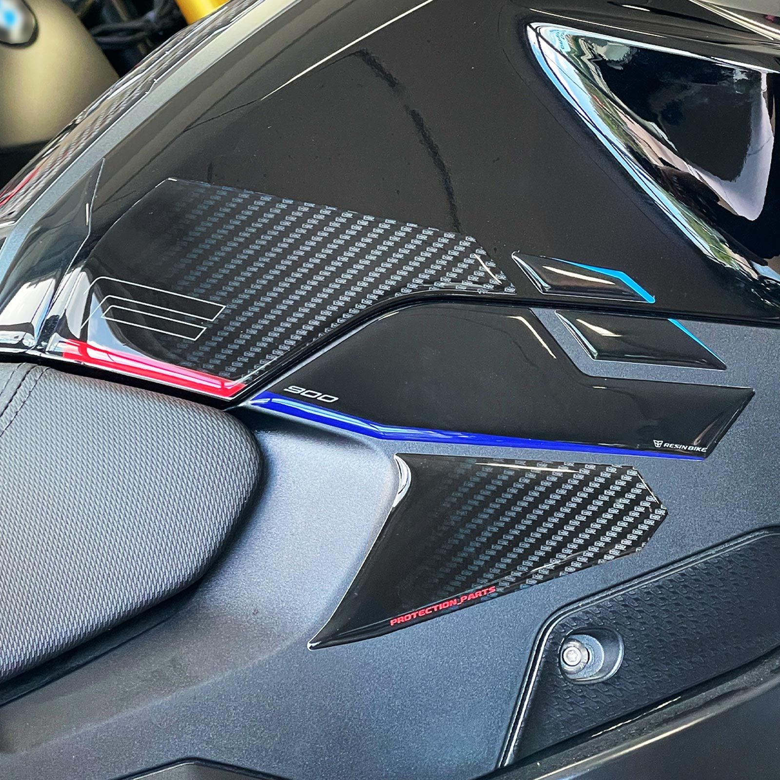 Resin Bike 3D Motorcycle Stickers - Basic Kit | BMW F 900 R 2020>2026 RB-1000787300002 -   Pyramid Motorcycle Accessories