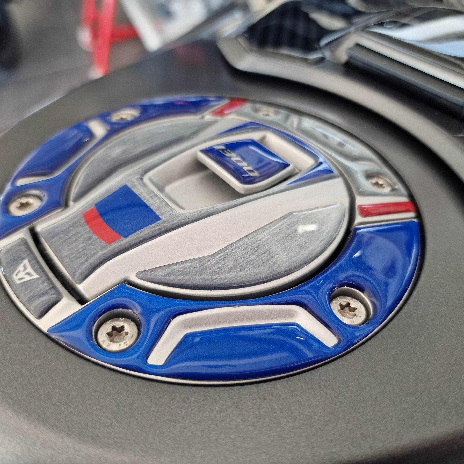 Resin Bike 3D Motorcycle Stickers - Fuel Cap | BMW R 1300 RT 2025>2026 -   Pyramid Motorcycle Accessories