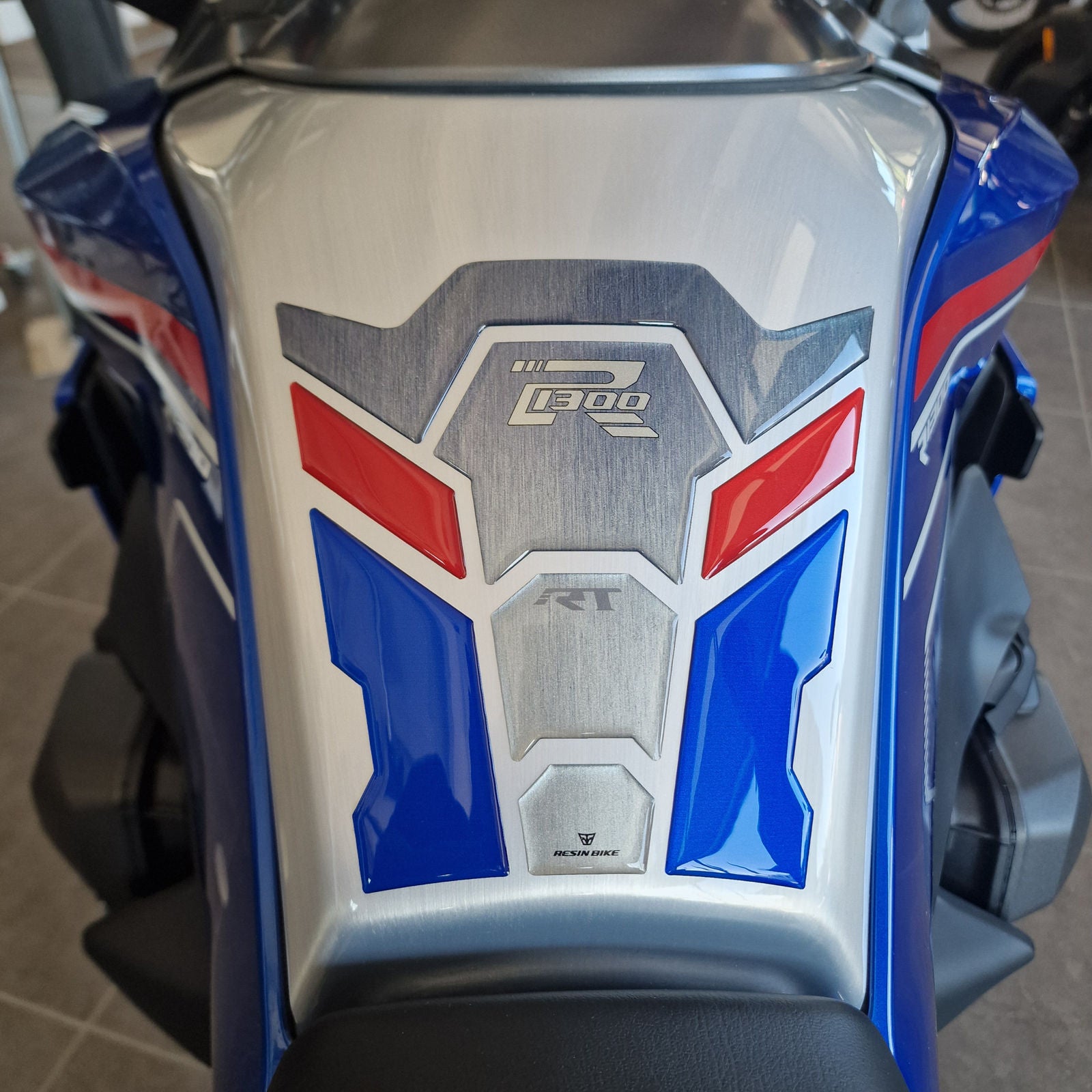 Resin Bike 3D Motorcycle Stickers - Tank Pad | BMW R 1300 RT 2025>Current -   Pyramid Motorcycle Accessories