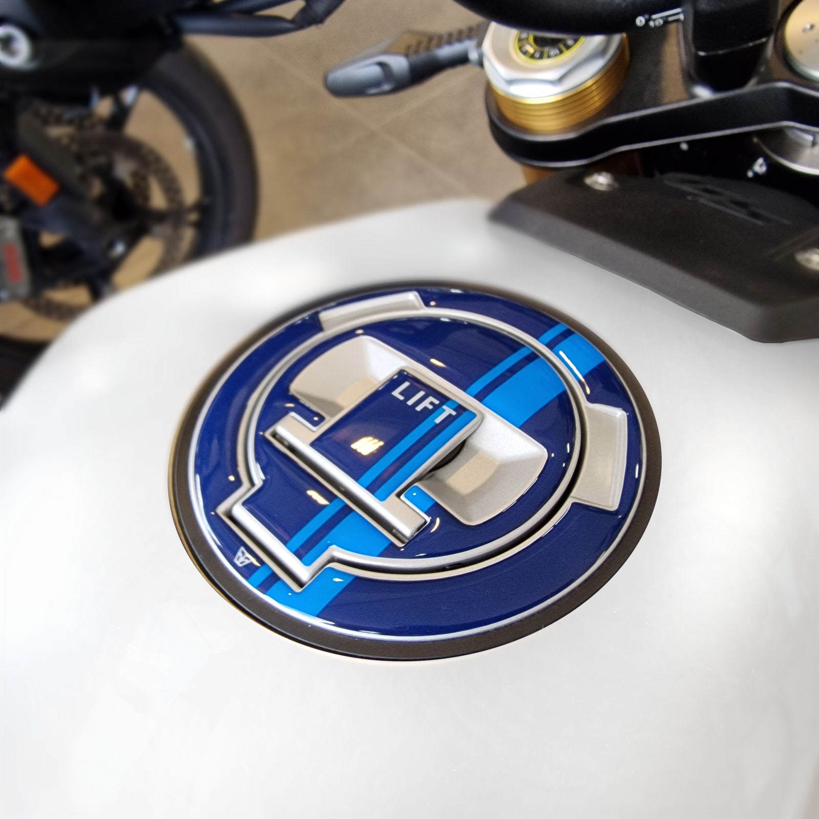 Resin Bike 3D Motorcycle Stickers - Fuel Cap | BMW R 12 G/S 2025>2026 -   Pyramid Motorcycle Accessories