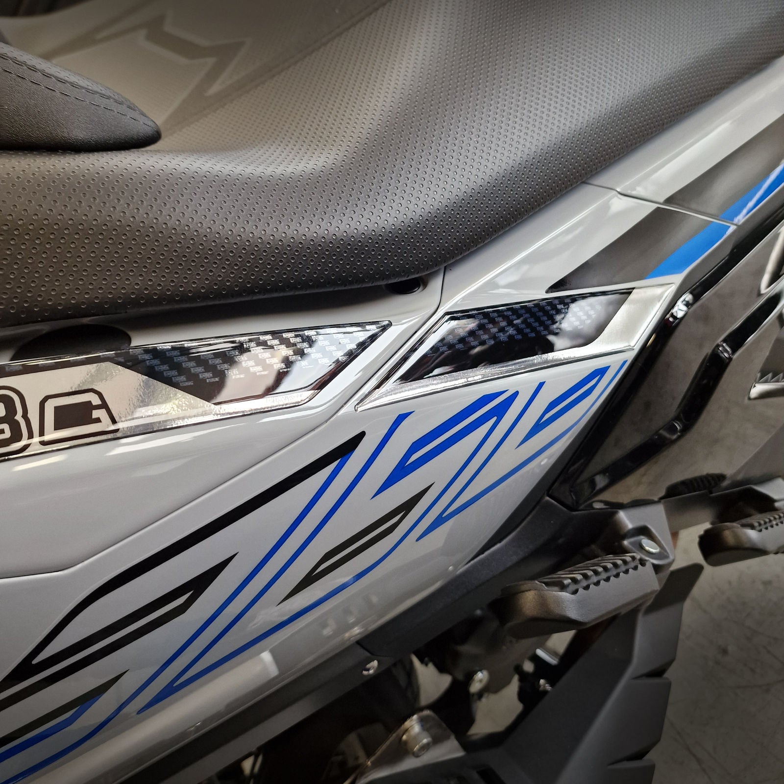Resin Bike 3D Motorcycle Stickers - Passenger Handles | Zontes ZT368T-G 2024>2026 -   Pyramid Motorcycle Accessories