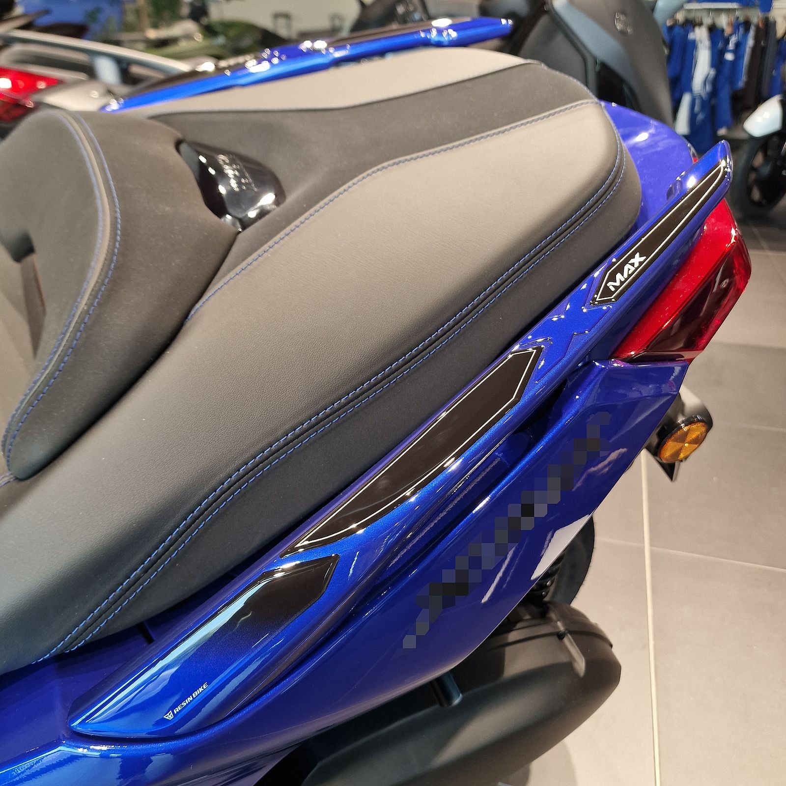 Resin Bike Kit Tank Full Stickers 3D Compatible | Yamaha Xmax 300/125 2021>2026