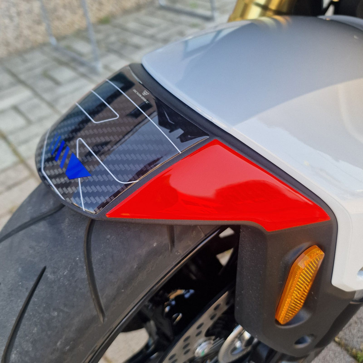 Resin Bike Motorcycle Stickers 3D Compatible with Fender | BMW R 1300 R/RS 2025>2026