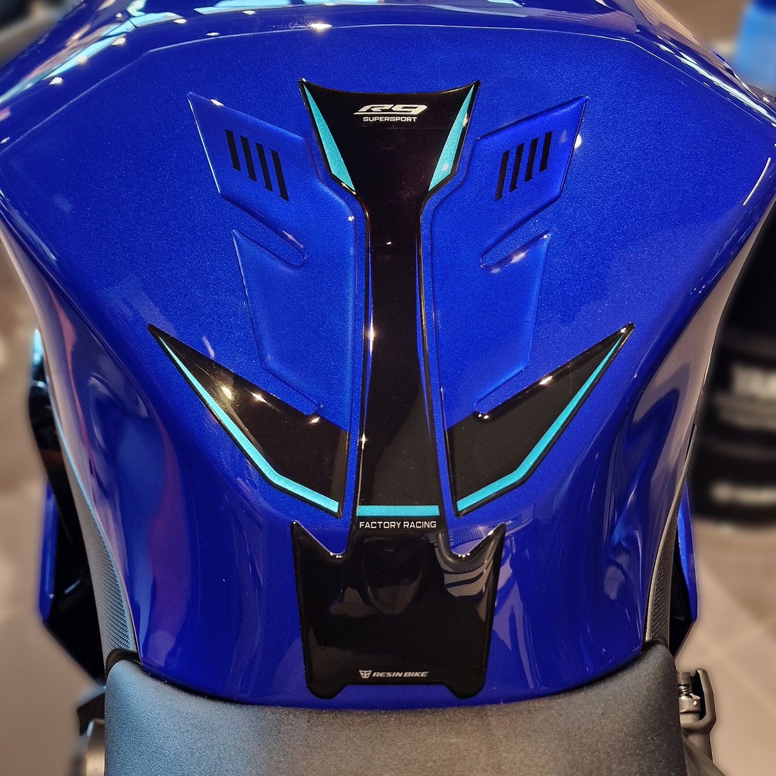 Resin Bike Full 3D + Crystal Moto Sticker Kit Compatible | Yamaha YZF R9 2025>2026