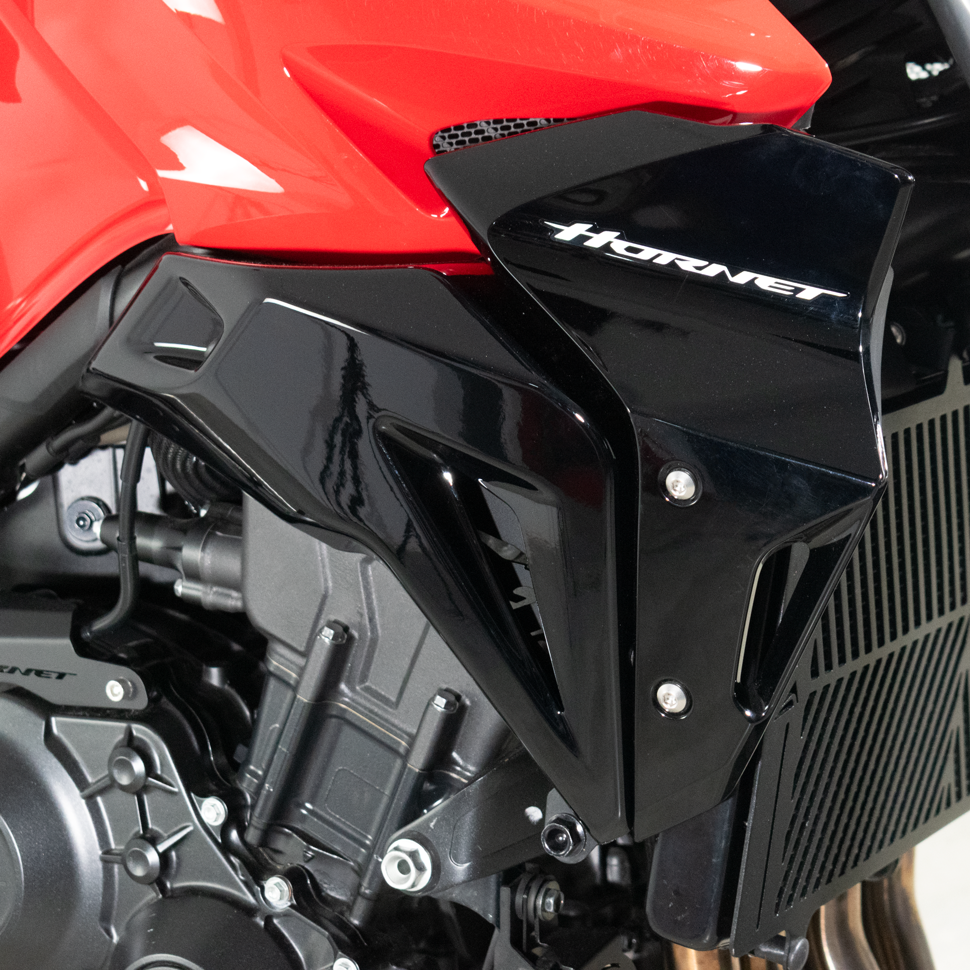 Pyramid Infill Panels | Matte Iridium Grey Metallic | Honda CB1000 Hornet 2025>Current -   Pyramid Motorcycle Accessories