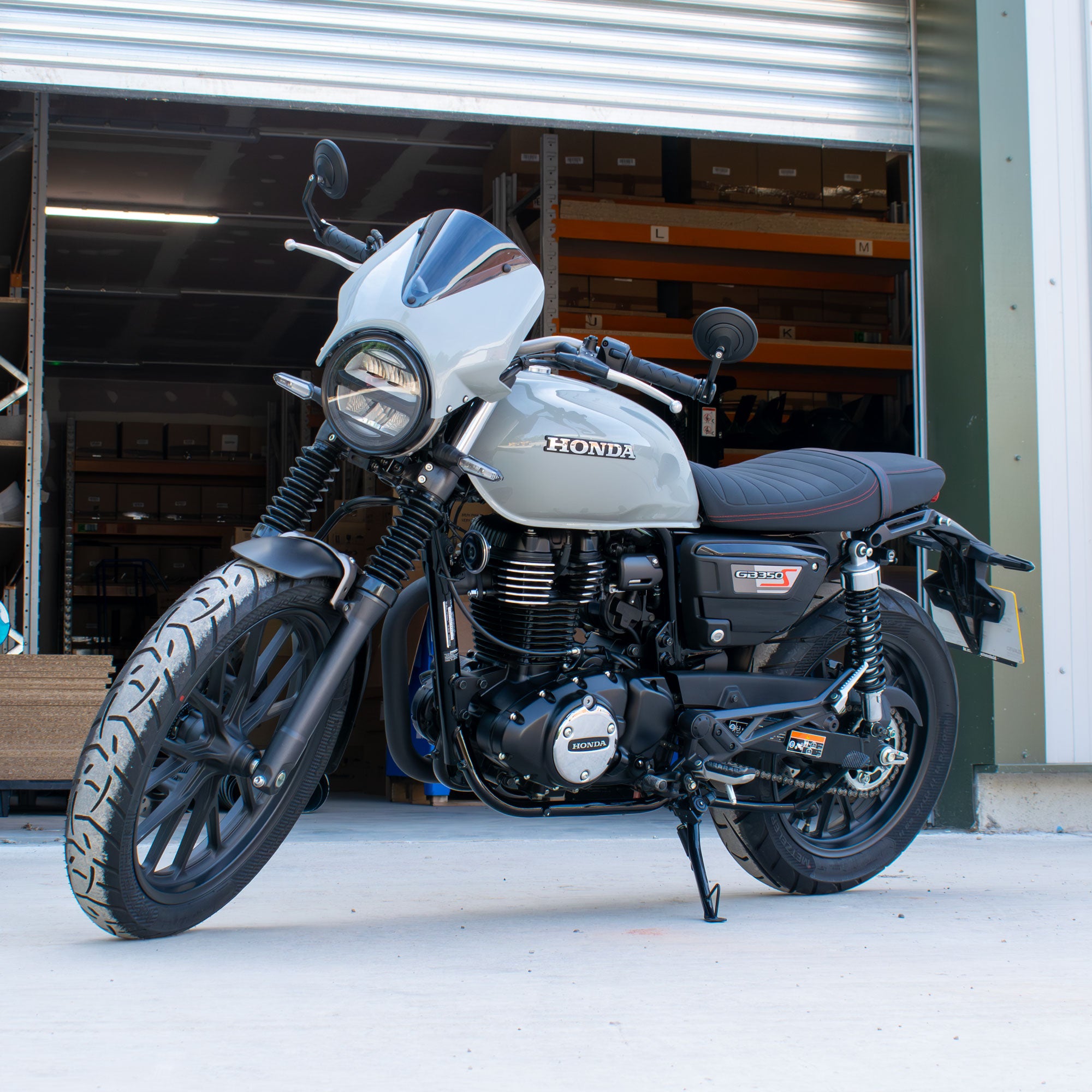 Pyramid Fly Screen | Pearl Deep Mud Grey | Honda GB350S 2025>Current -   Pyramid Motorcycle Accessories