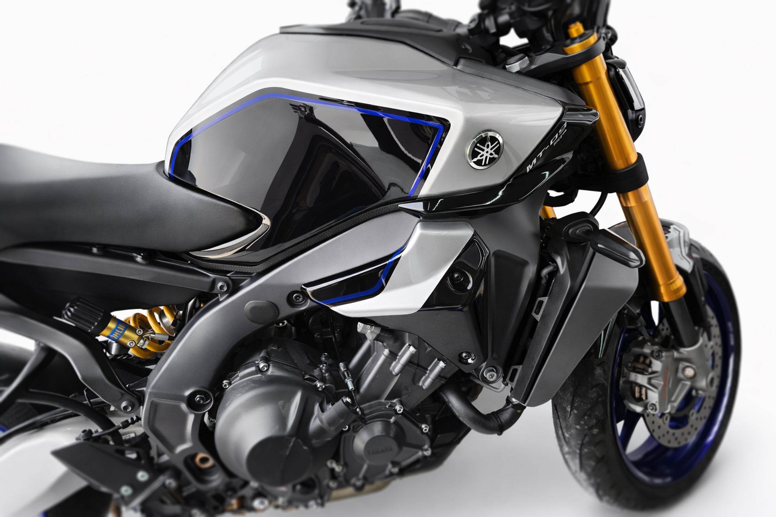 Pyramid Front Infill Panels | SP Colours | Yamaha MT-09 SP 2021>Current -   Pyramid Motorcycle Accessories