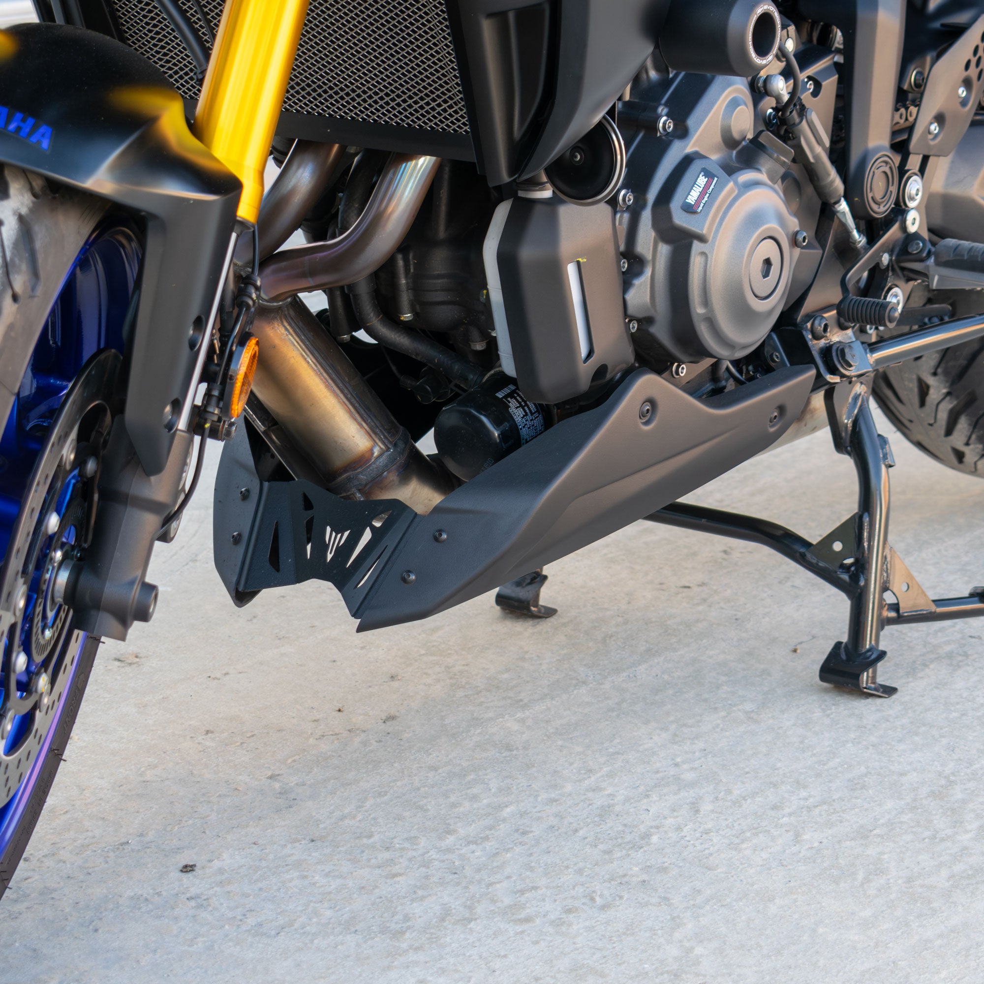 Pyramid Belly Pan | Matte Black | Yamaha Tracer 7 2020>Current -   Pyramid Motorcycle Accessories