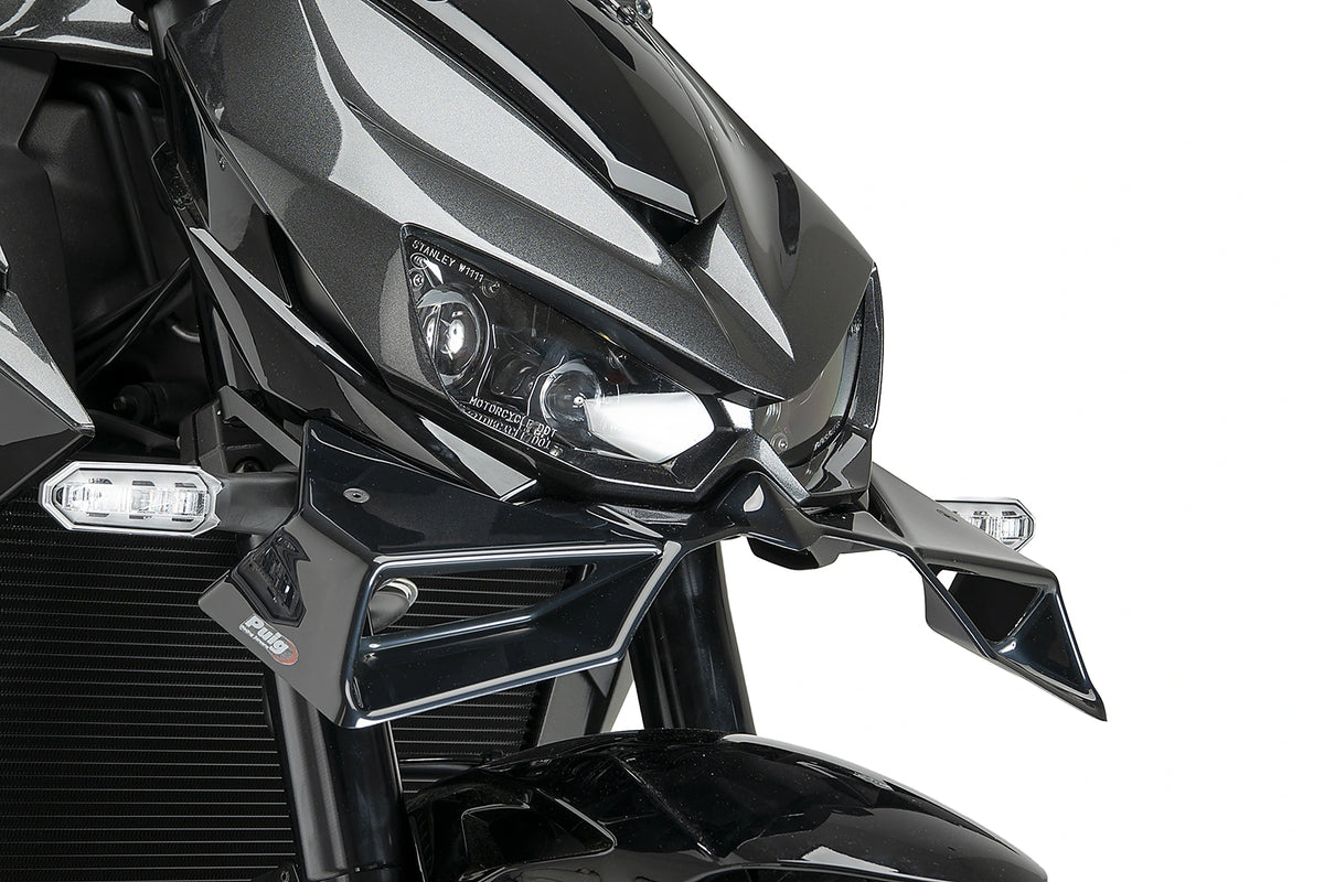 Puig Naked Front Wing Gloss Black fitted to Kawasaki Z 1100 SE