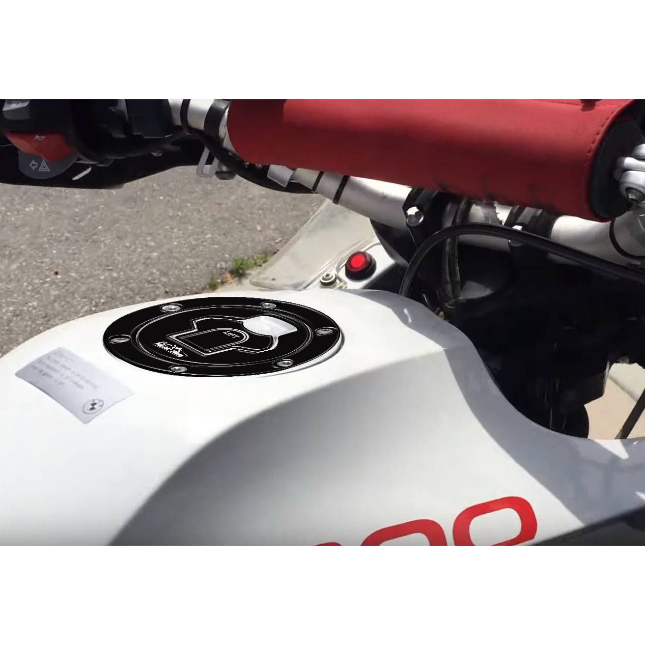 Resin Bike 3D Motorcycle Stickers - Fuel Cap | BMW R 1200 GS / GS Adventure 2004>2007 -   Pyramid Motorcycle Accessories