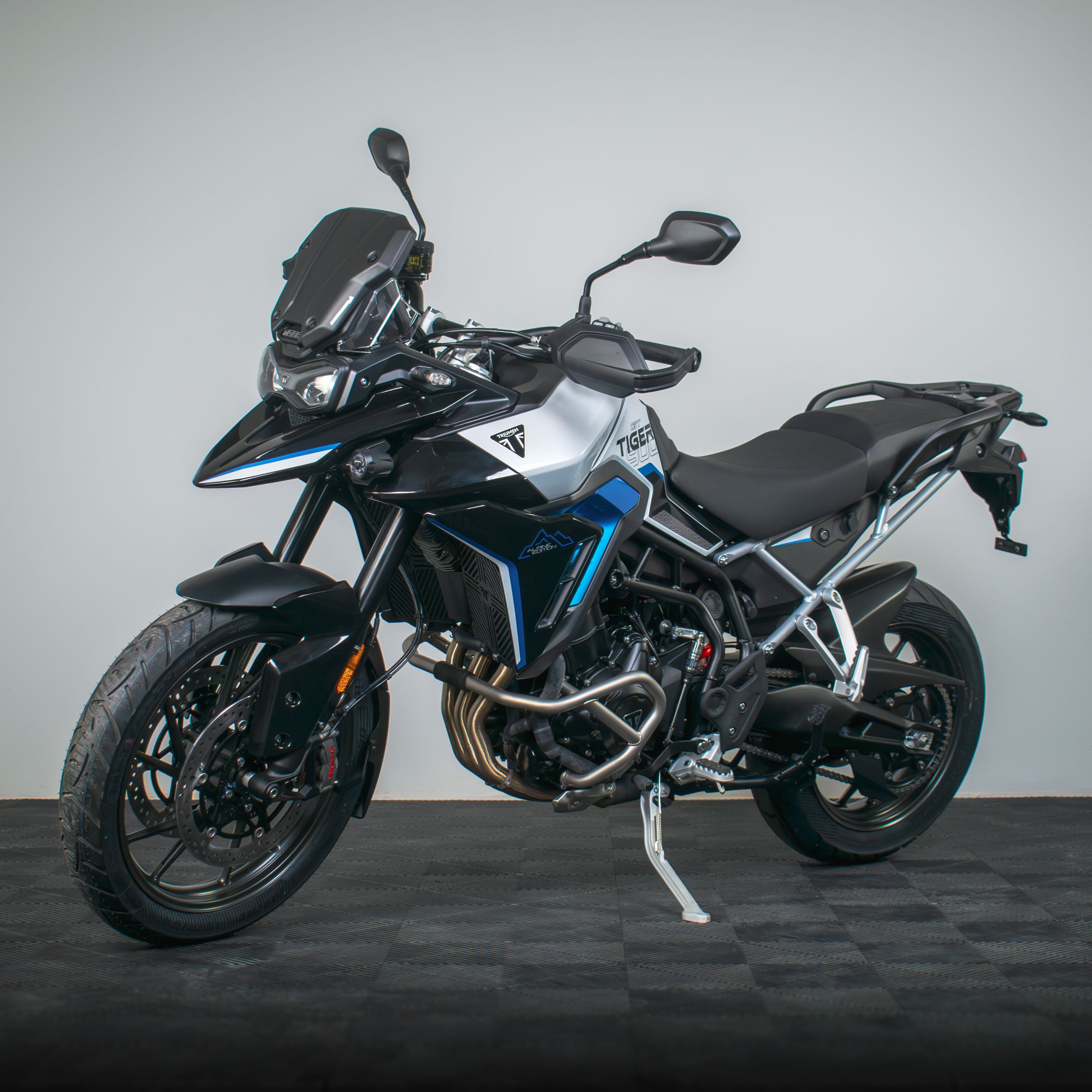 Pyramid Fly Screen | Matte Black | Triumph Tiger 850/900 2020>Current -   Pyramid Motorcycle Accessories