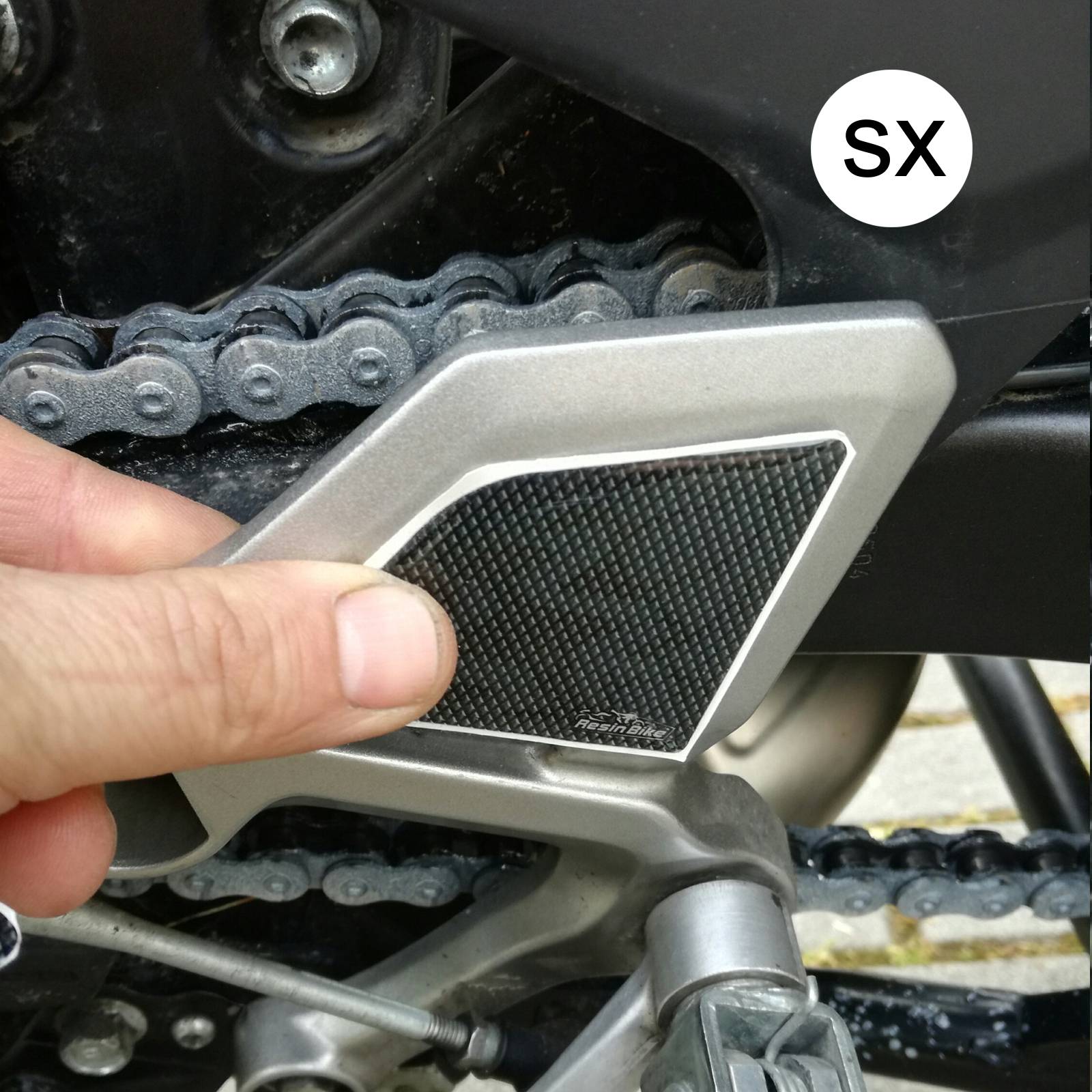 Resin Bike 3D Motorcycle Stickers - Heel Pads | Yamaha Tracer 900 2016>Current -   Pyramid Motorcycle Accessories