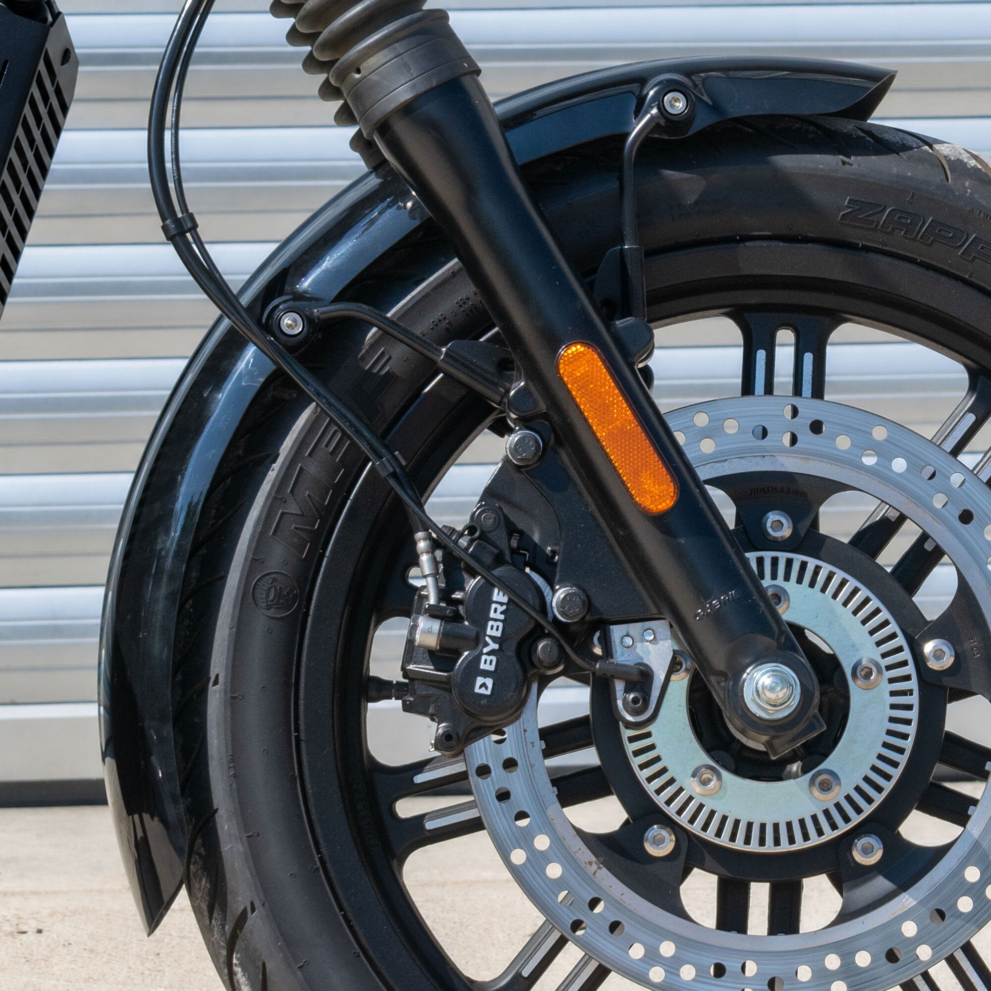 Pyramid Extended Front Mudguard | Gloss Black | BSA Bantam 350 2025>Current