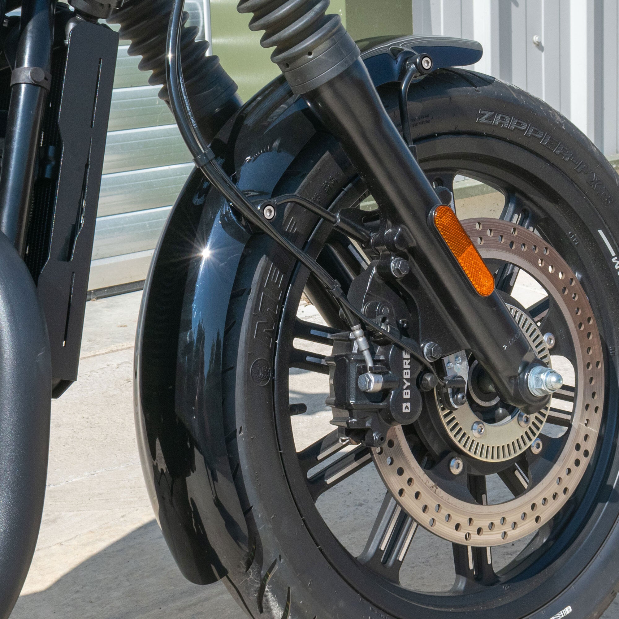 Pyramid Extended Front Mudguard | Gloss Black | BSA Bantam 350 2025>Current